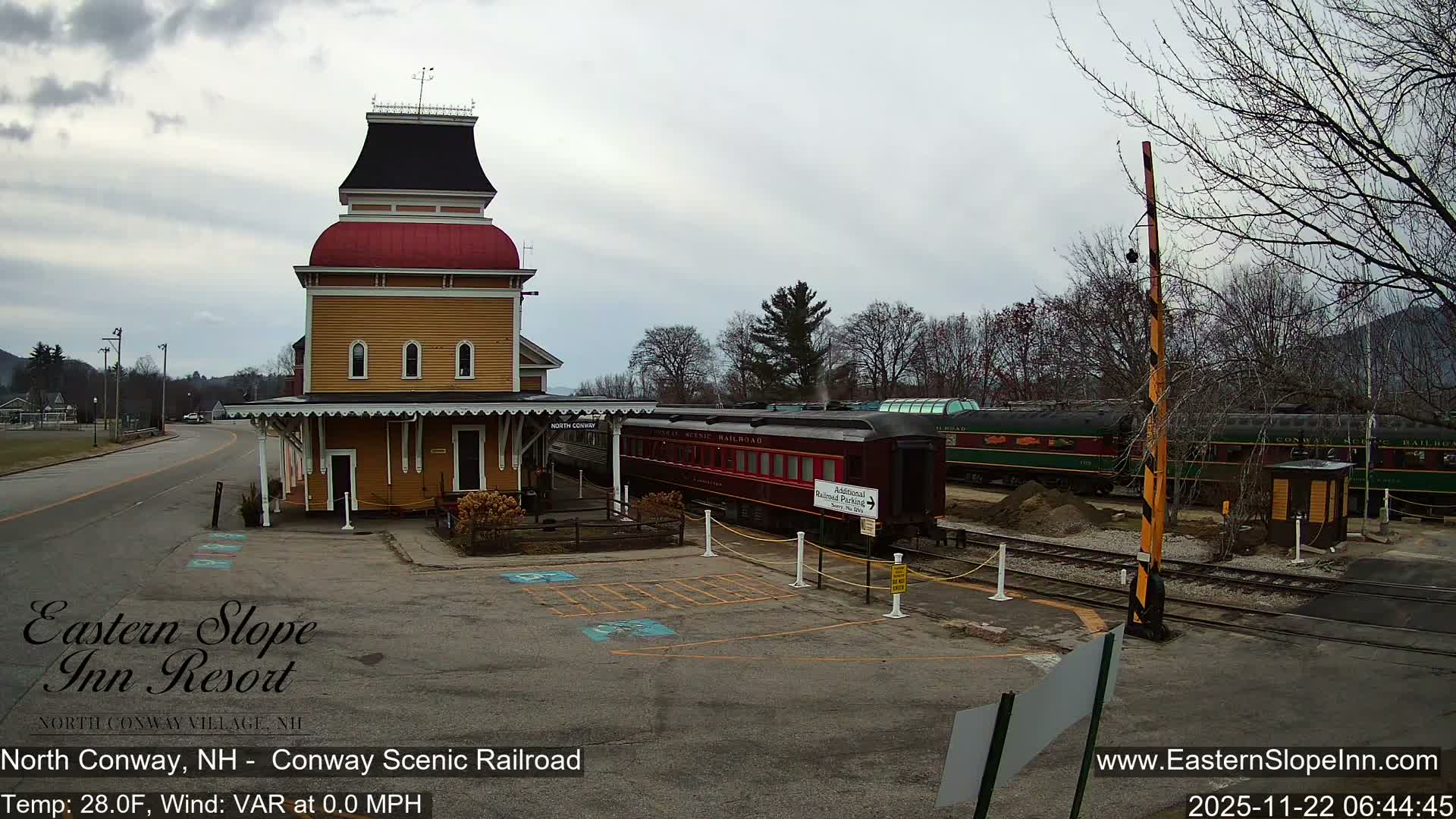 North  Conway, Conway Scenic Railroad Station Live Cam - Conway, Carroll, New Hampshire, USA