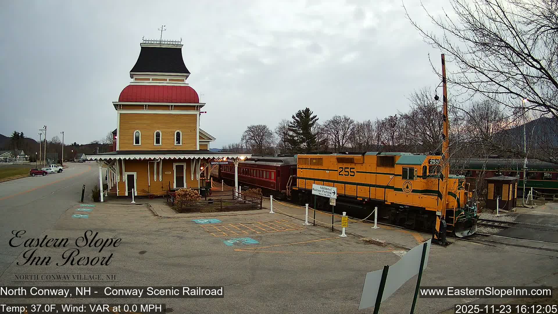 North  Conway, Conway Scenic Railroad Station Live Cam - Conway, Carroll, New Hampshire, USA