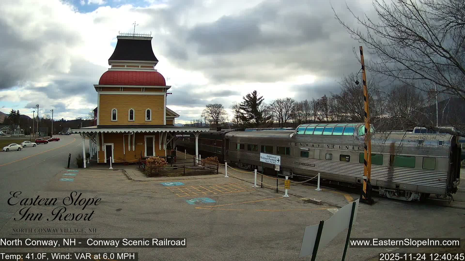 North  Conway, Conway Scenic Railroad Station Live Cam - Conway, Carroll, New Hampshire, USA