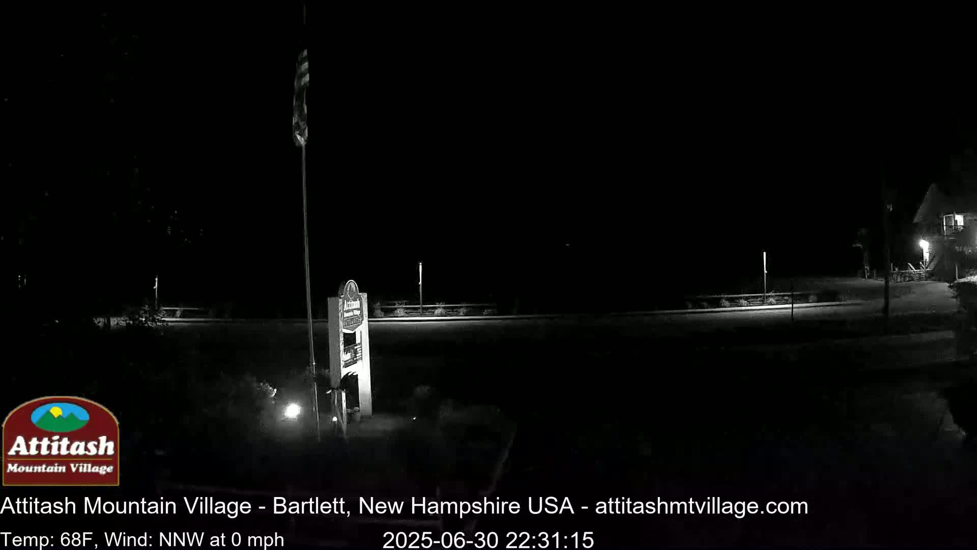 Attitash Mountain Village & Ski Slopes Live Cam - Bartlett, Carroll, New Hampshire, USA
