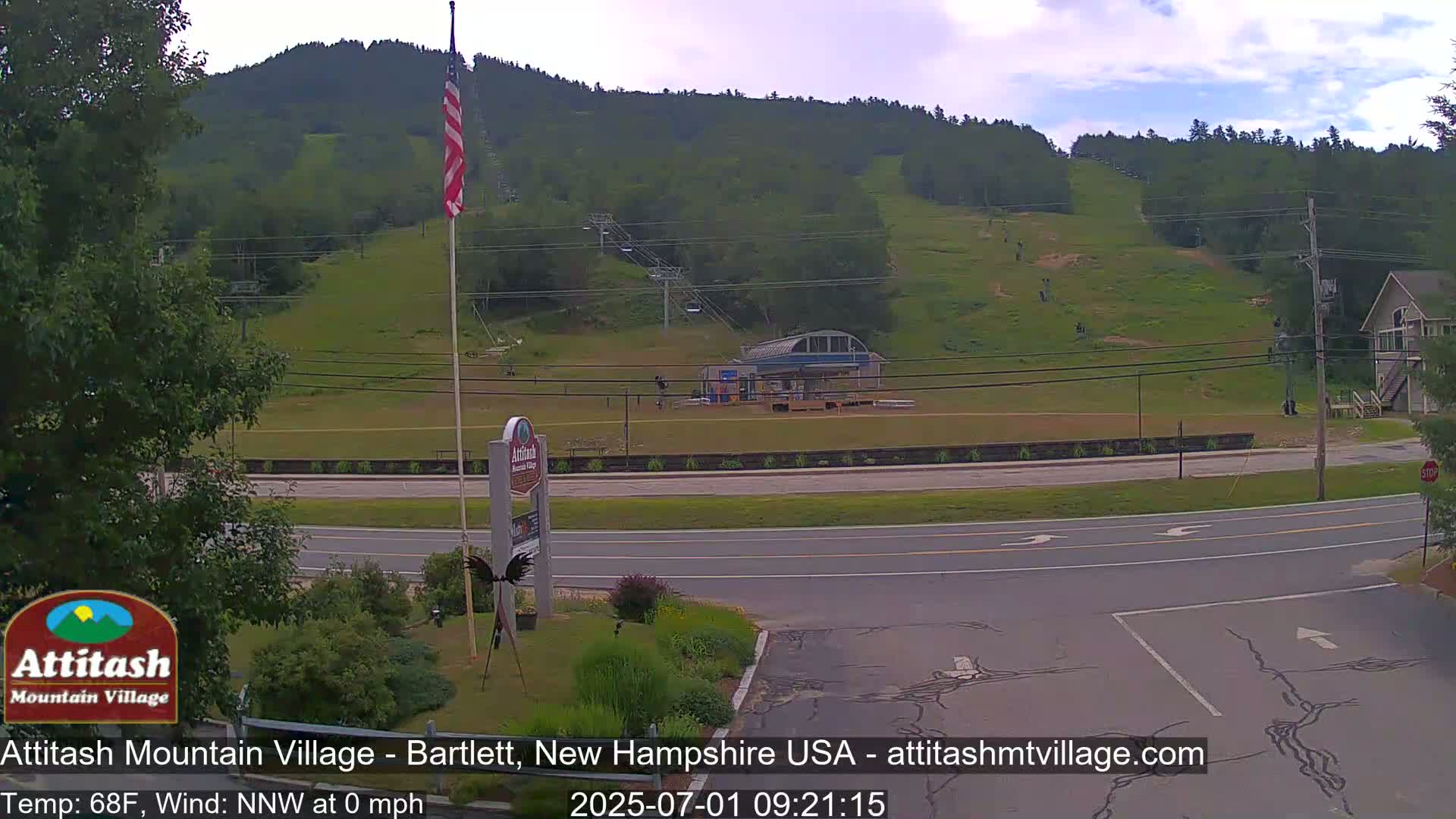Attitash Mountain Village & Ski Slopes Live Cam - Bartlett, Carroll, New Hampshire, USA