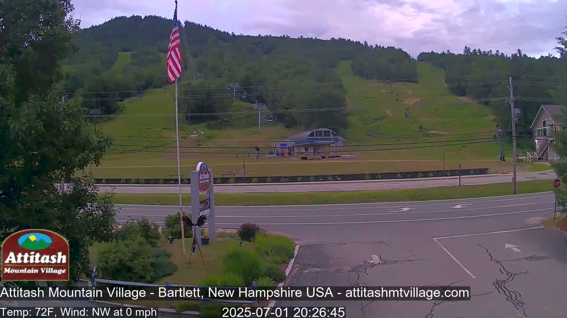 Attitash Mountain Village & Ski Slopes Live Cam - Bartlett, Carroll, New Hampshire, USA