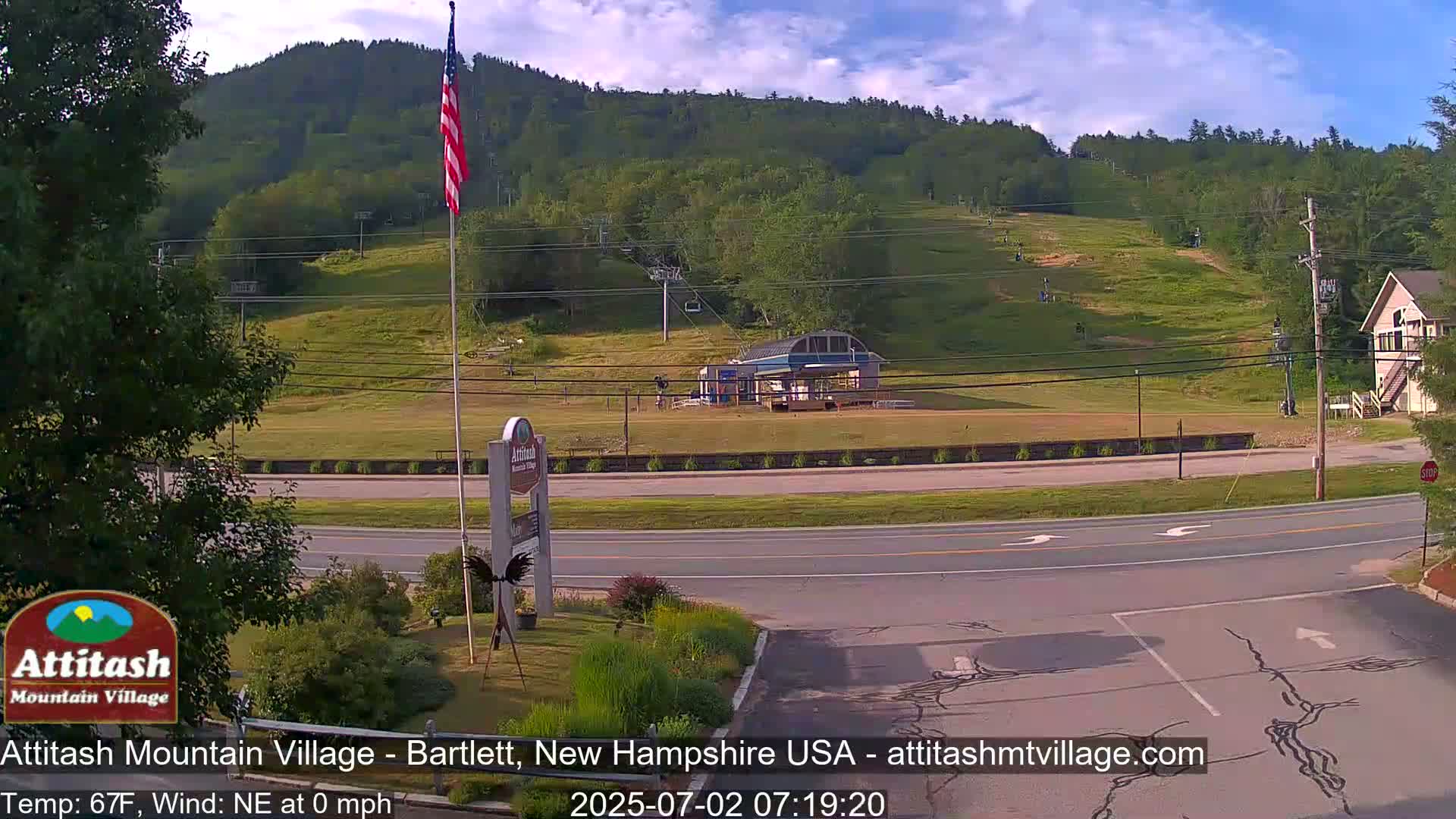 Attitash Mountain Village & Ski Slopes Live Cam - Bartlett, Carroll, New Hampshire, USA