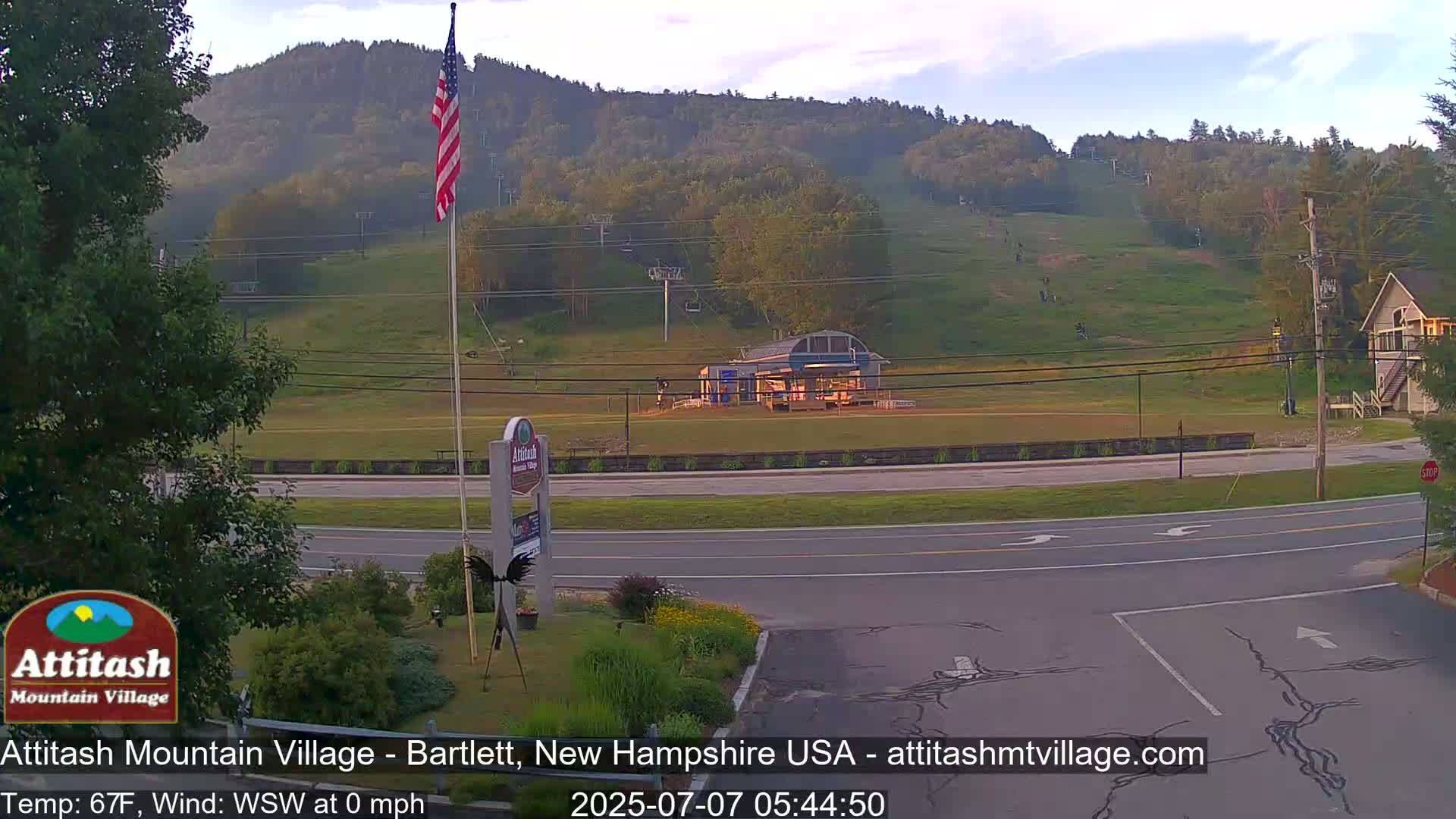 Attitash Mountain Village & Ski Slopes Live Cam - Bartlett, Carroll, New Hampshire, USA