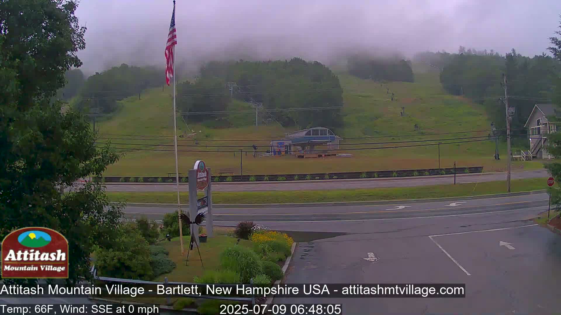 Attitash Mountain Village & Ski Slopes Live Cam - Bartlett, Carroll, New Hampshire, USA