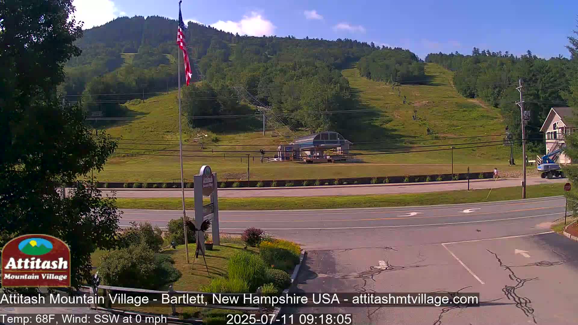 Attitash Mountain Village & Ski Slopes Live Cam - Bartlett, Carroll, New Hampshire, USA