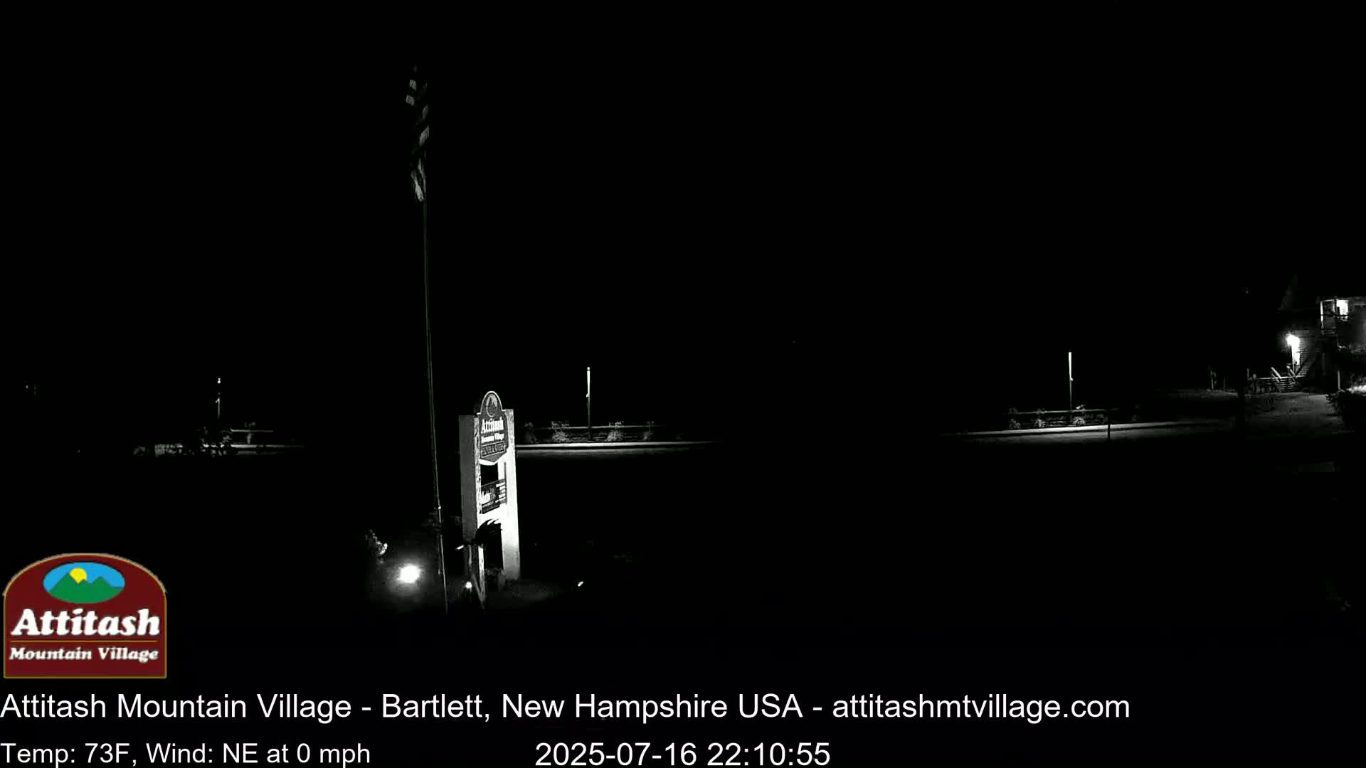 Attitash Mountain Village & Ski Slopes Live Cam - Bartlett, Carroll, New Hampshire, USA