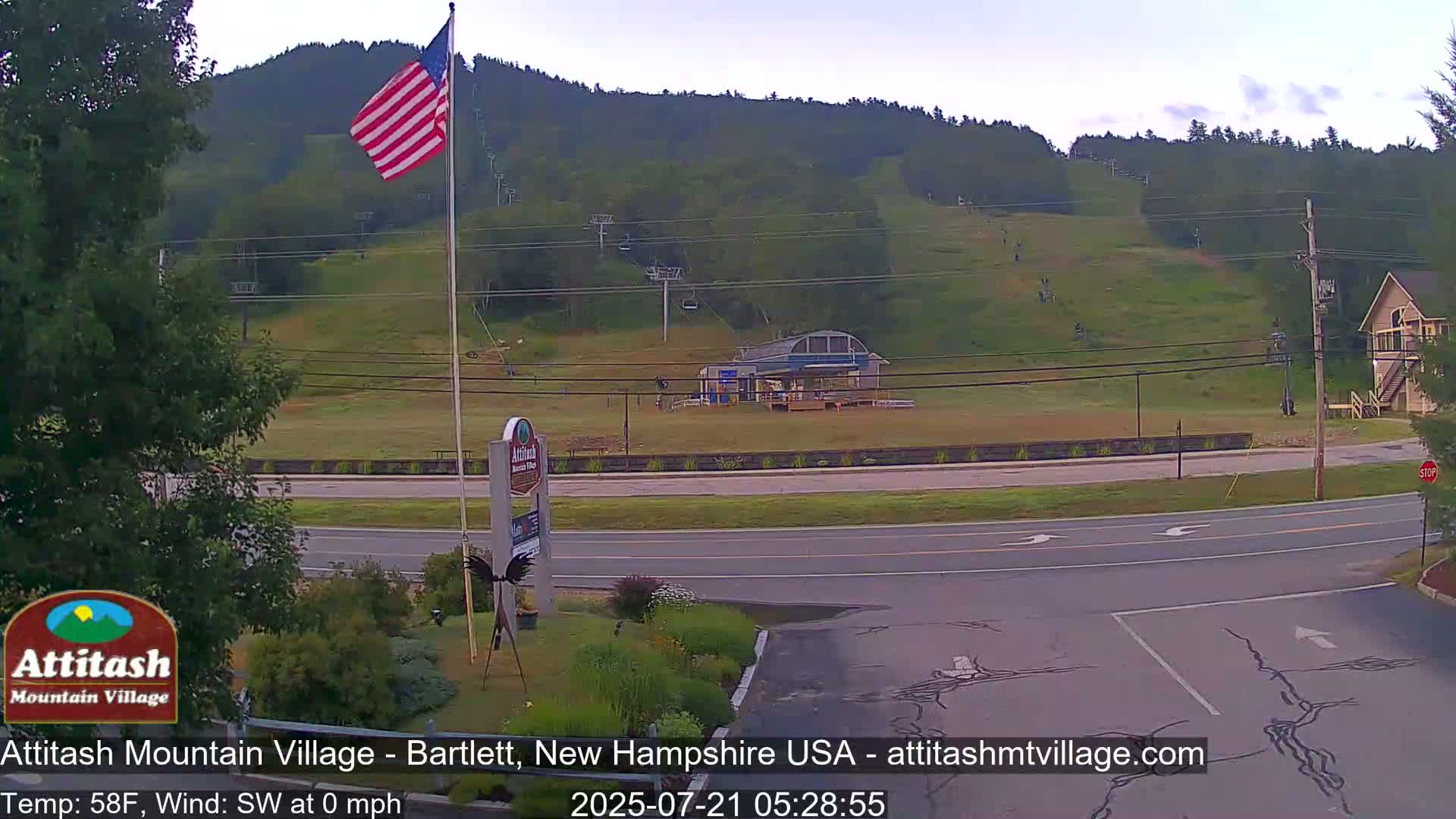 Attitash Mountain Village & Ski Slopes Live Cam - Bartlett, Carroll, New Hampshire, USA