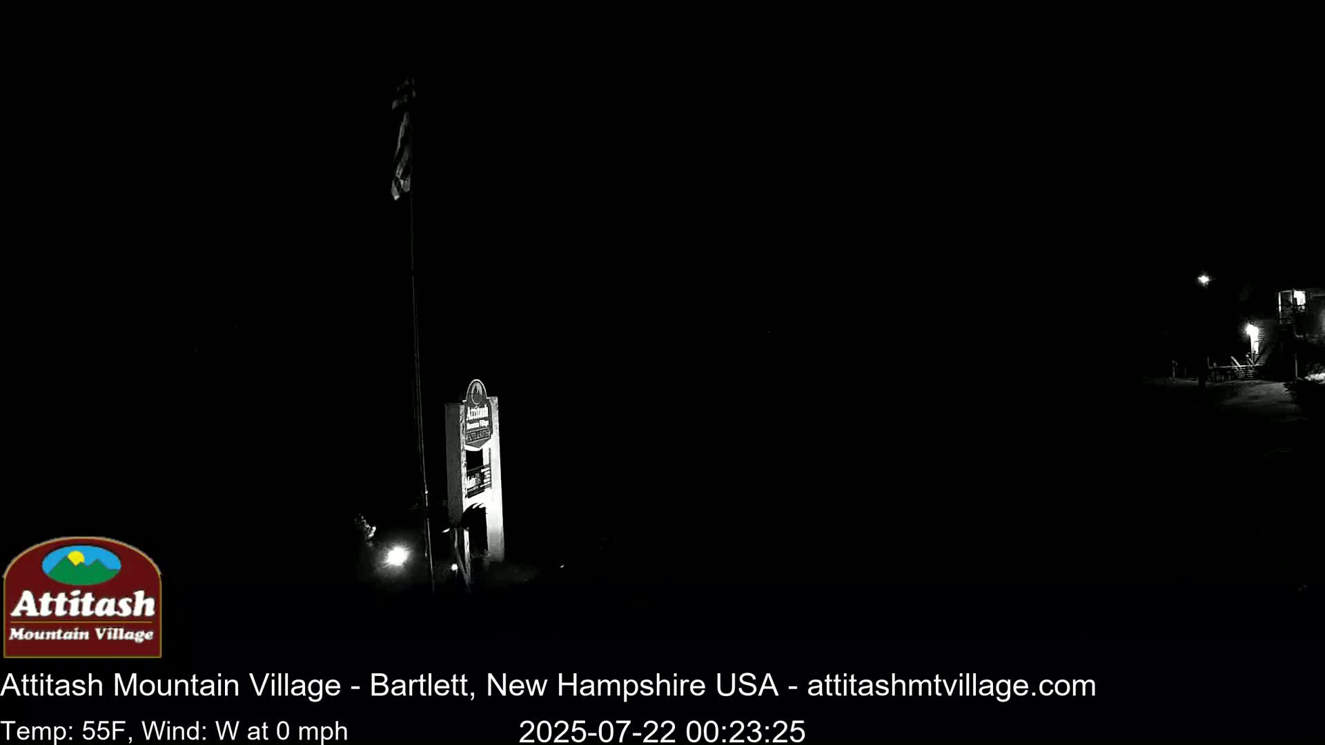 Attitash Mountain Village & Ski Slopes Live Cam - Bartlett, Carroll, New Hampshire, USA