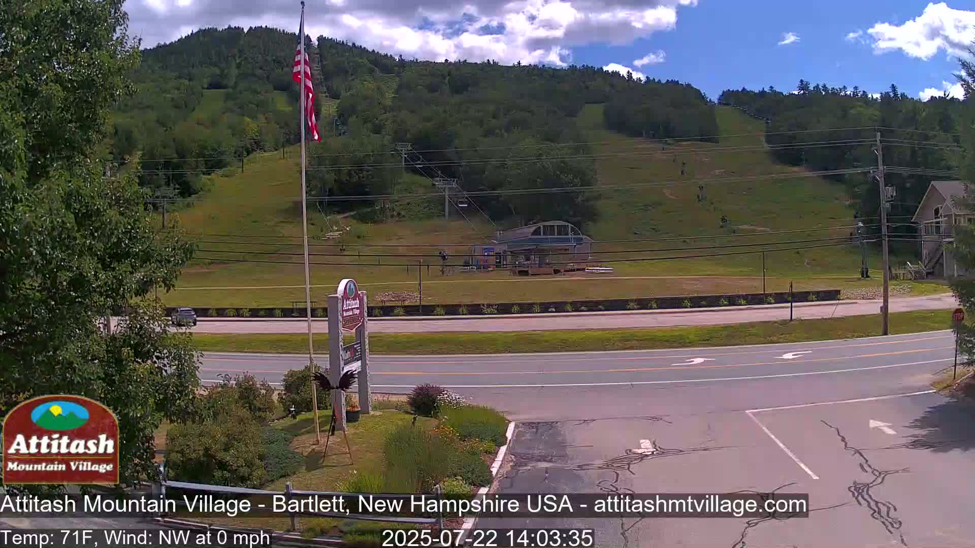Attitash Mountain Village & Ski Slopes Live Cam - Bartlett, Carroll, New Hampshire, USA