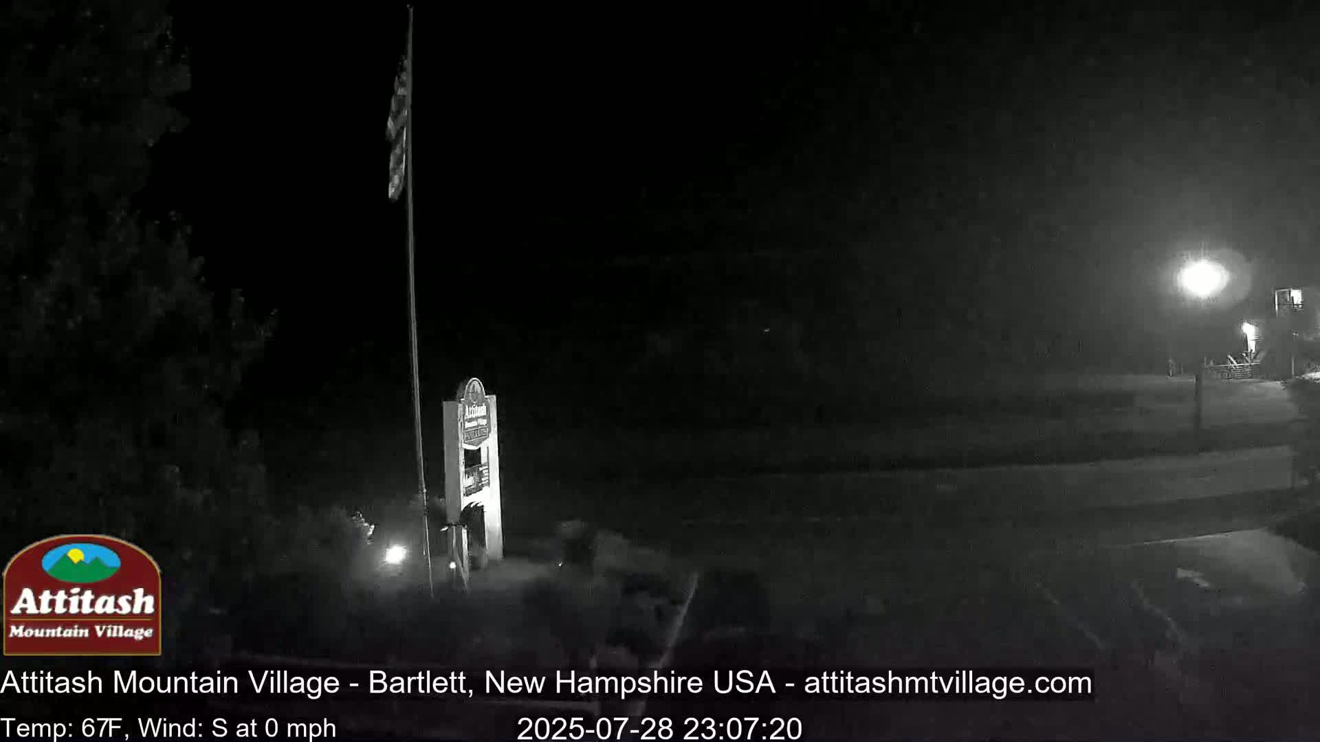 Attitash Mountain Village & Ski Slopes Live Cam - Bartlett, Carroll, New Hampshire, USA