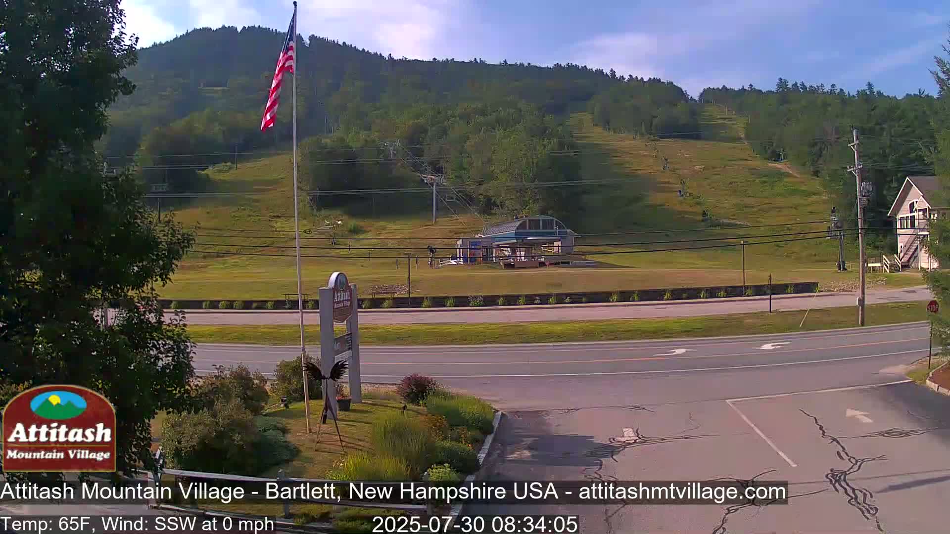 Attitash Mountain Village & Ski Slopes Live Cam - Bartlett, Carroll, New Hampshire, USA