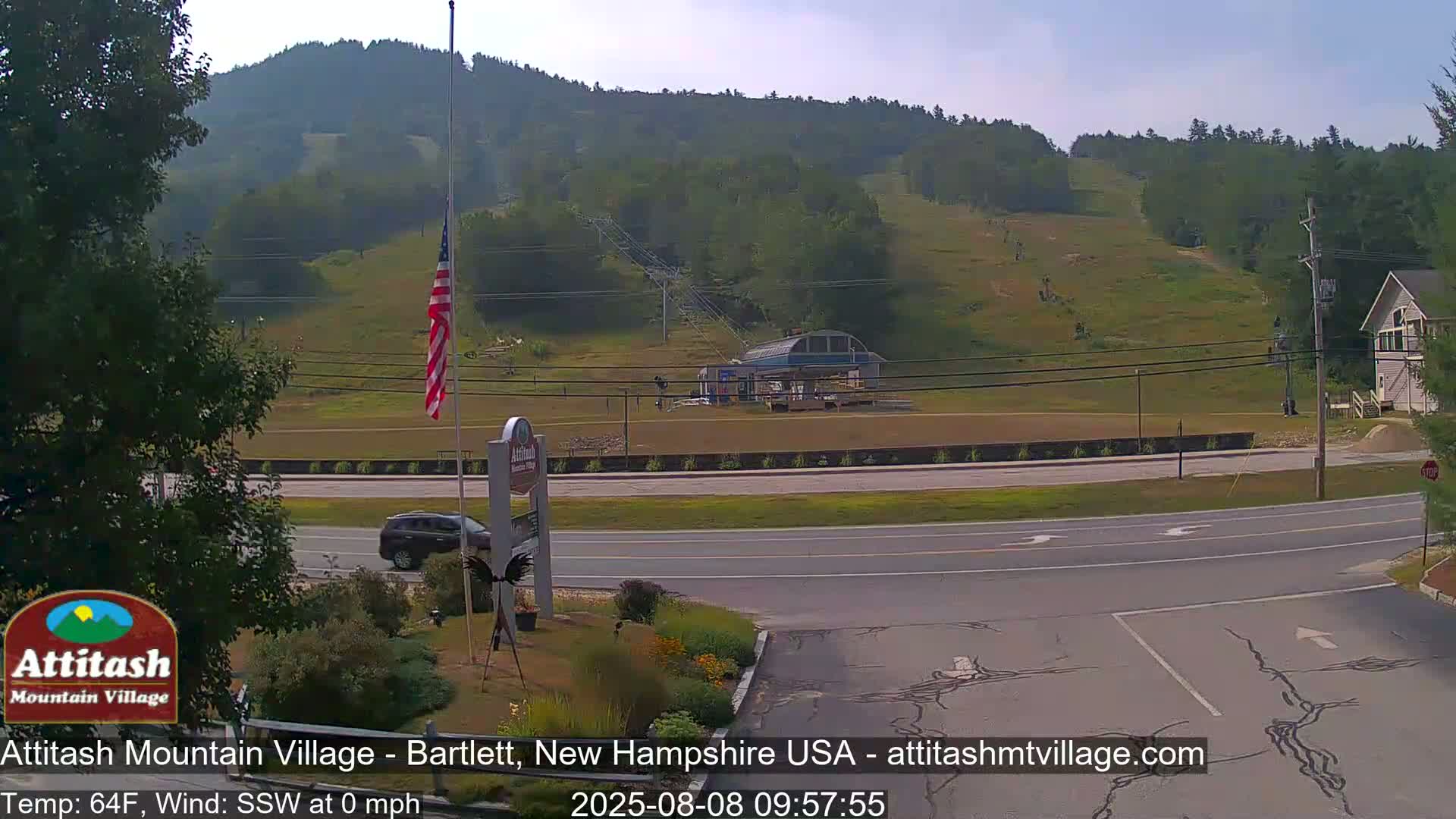 Attitash Mountain Village & Ski Slopes Live Cam - Bartlett, Carroll, New Hampshire, USA