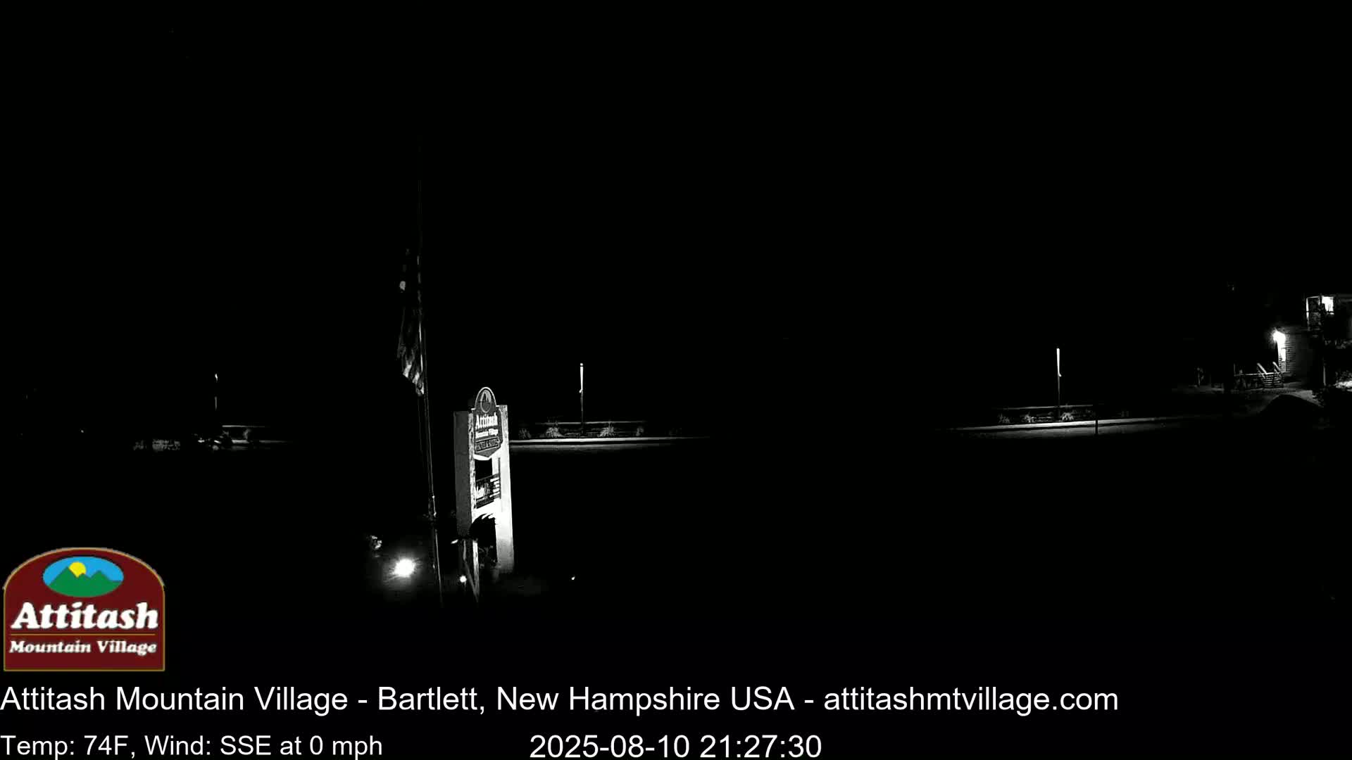 Attitash Mountain Village & Ski Slopes Live Cam - Bartlett, Carroll, New Hampshire, USA