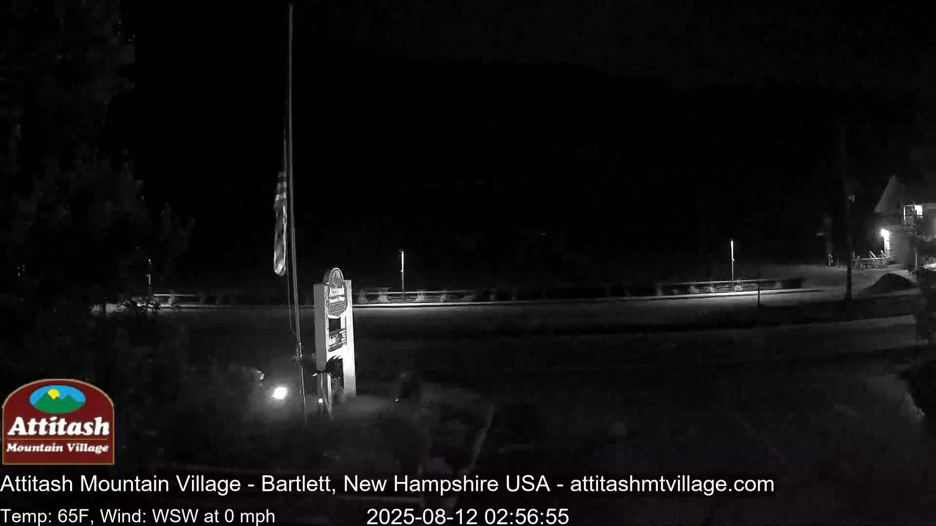 Attitash Mountain Village & Ski Slopes Live Cam - Bartlett, Carroll, New Hampshire, USA