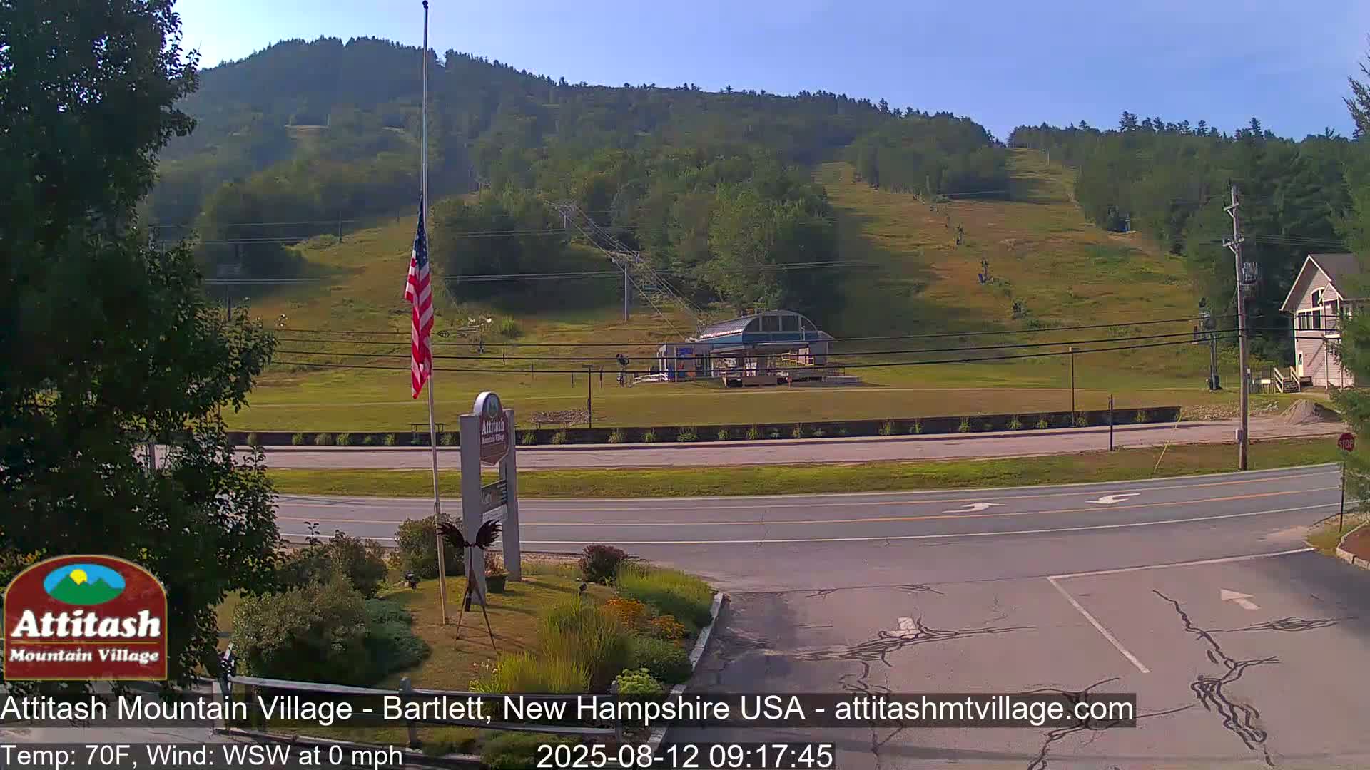 Attitash Mountain Village & Ski Slopes Live Cam - Bartlett, Carroll, New Hampshire, USA
