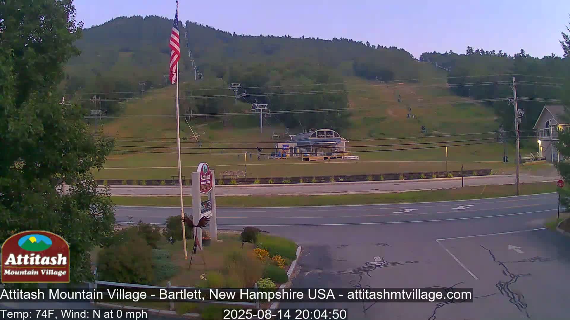 Attitash Mountain Village & Ski Slopes Live Cam - Bartlett, Carroll, New Hampshire, USA