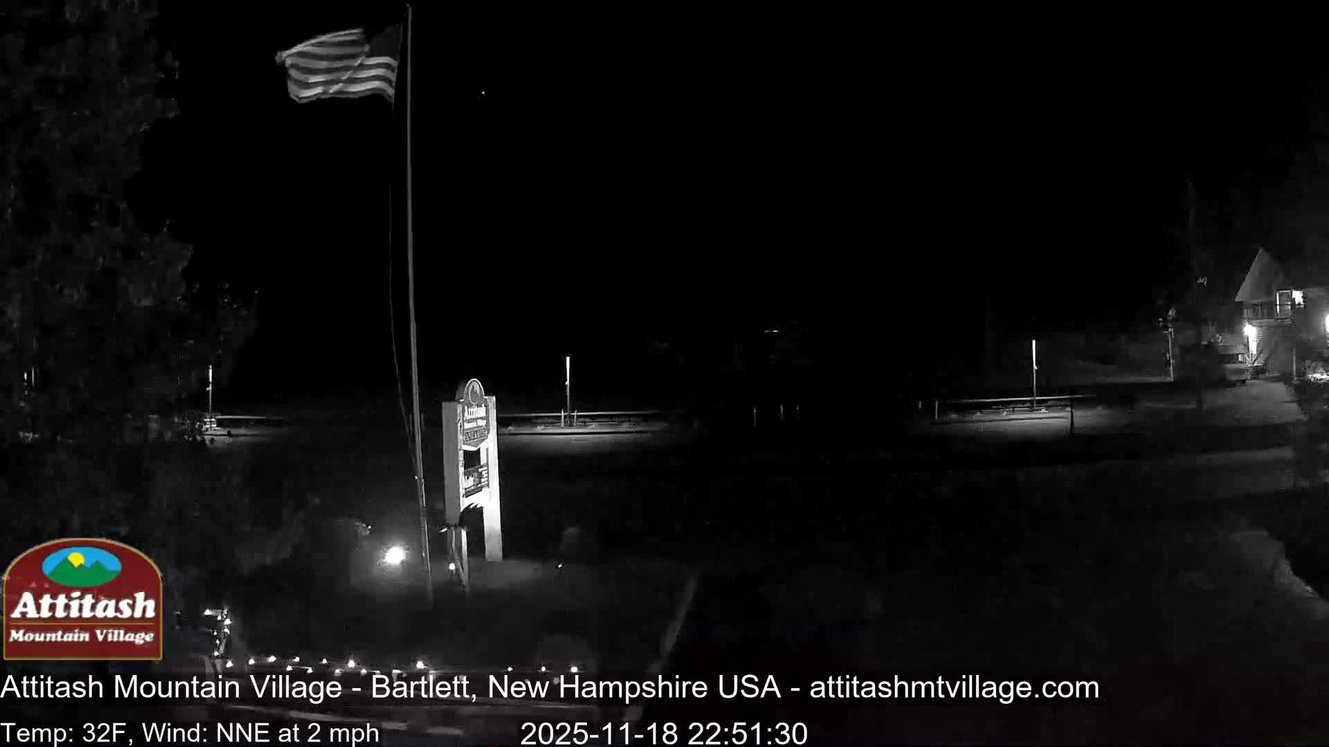 Attitash Mountain Village & Ski Slopes Live Cam - Bartlett, Carroll, New Hampshire, USA