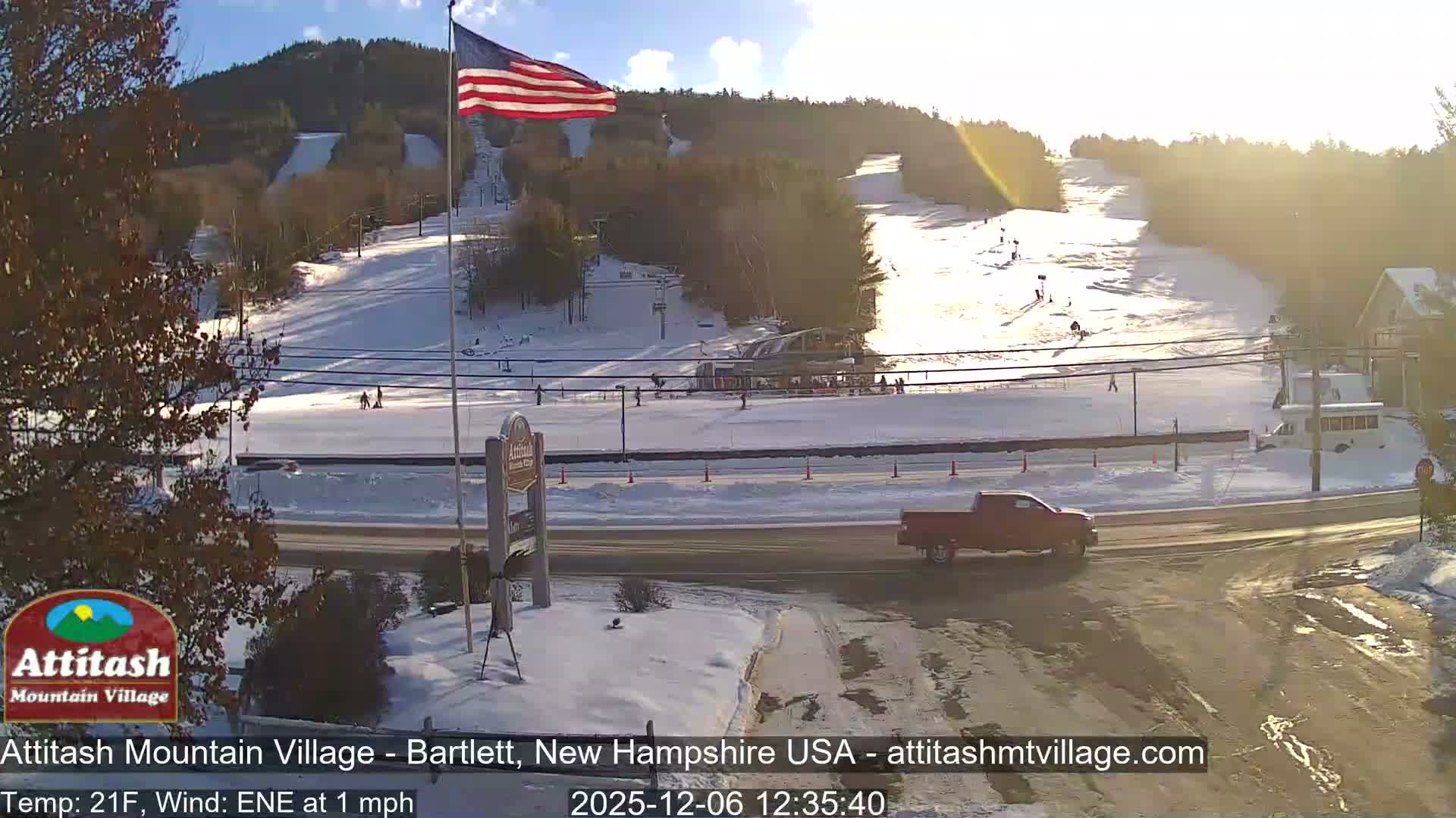 Attitash Mountain Village & Ski Slopes Live Cam - Bartlett, Carroll, New Hampshire, USA