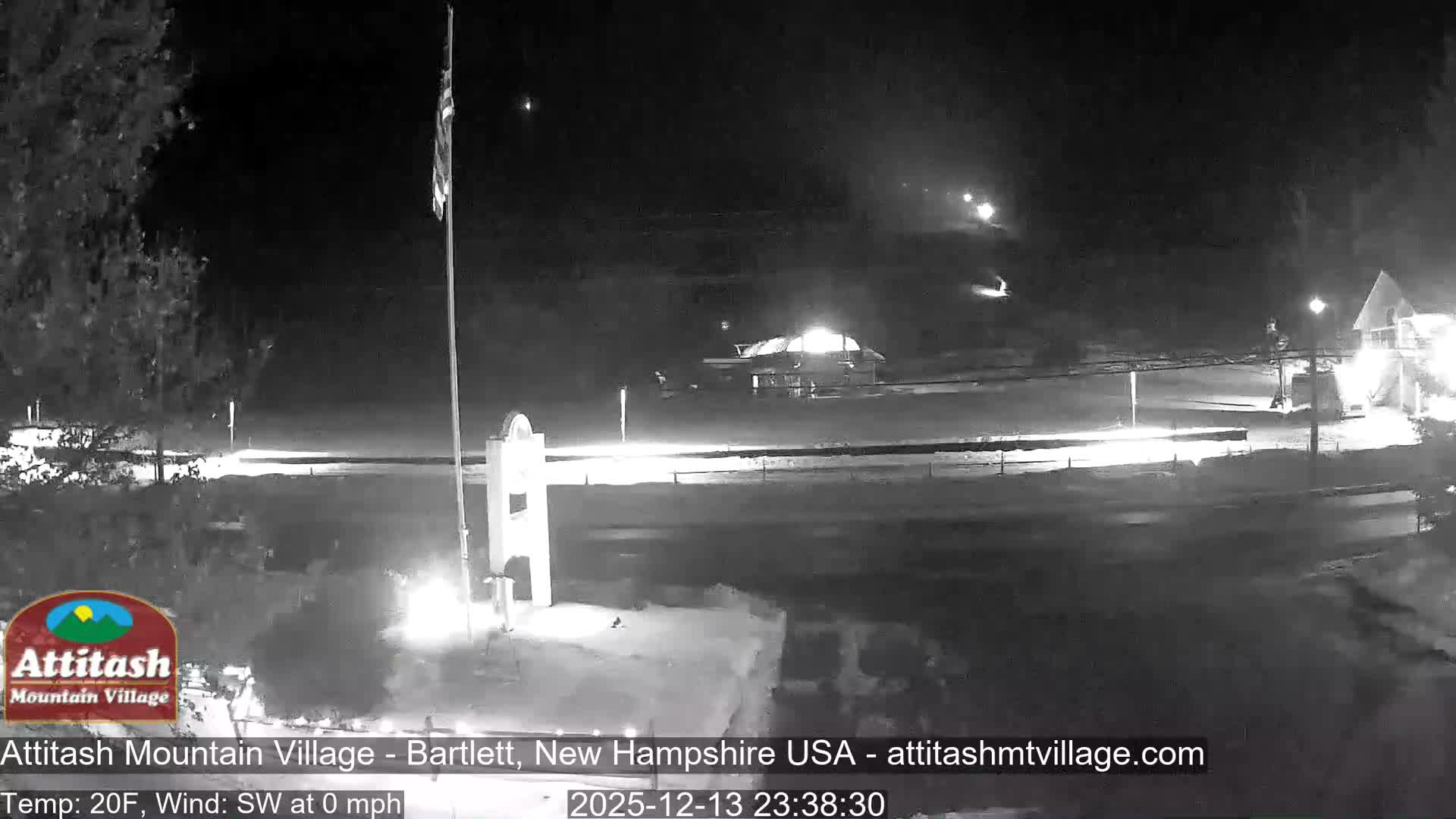 Attitash Mountain Village & Ski Slopes Live Cam - Bartlett, Carroll, New Hampshire, USA