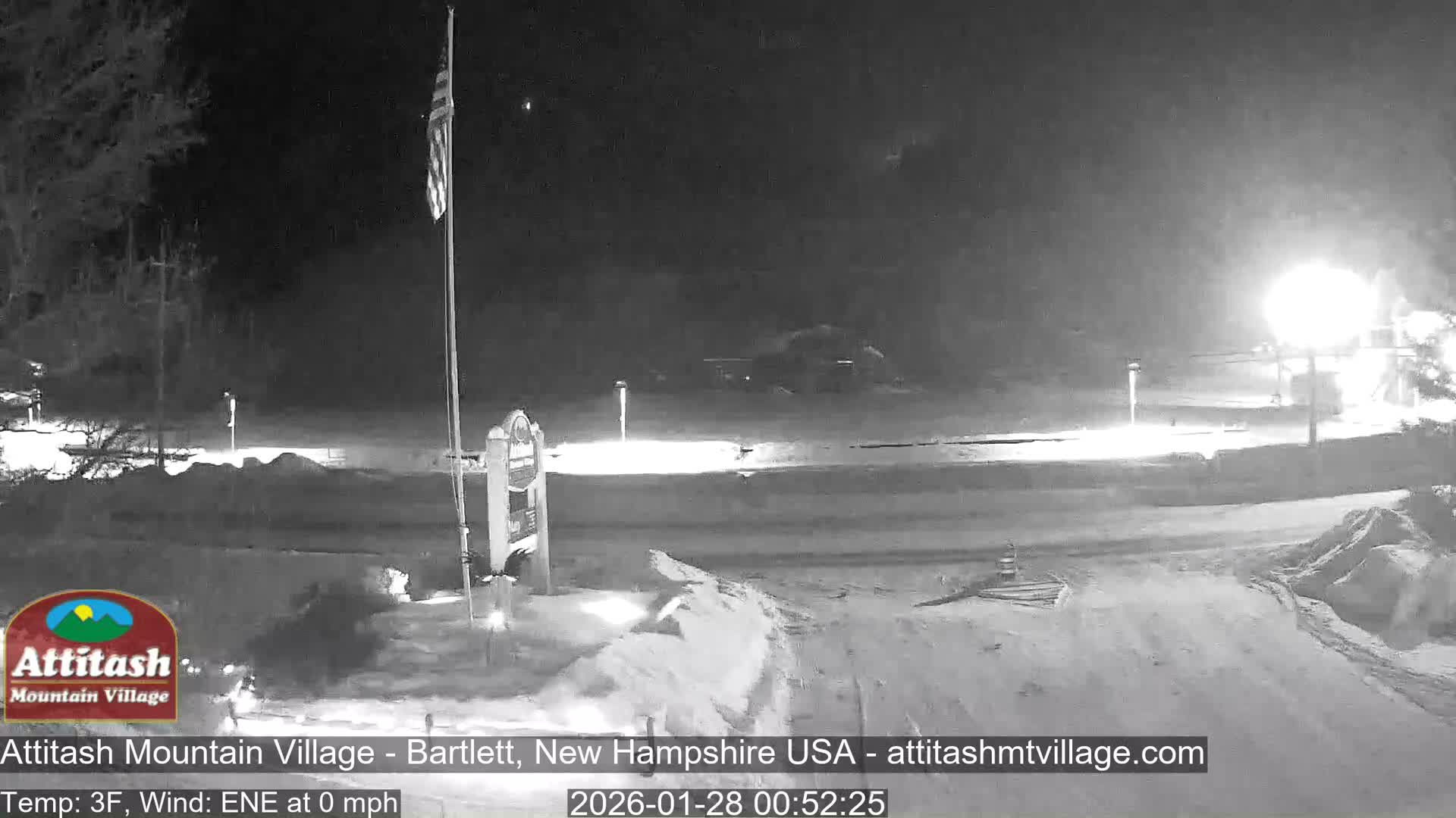 Attitash Mountain Village & Ski Slopes Live Cam - Bartlett, Carroll, New Hampshire, USA