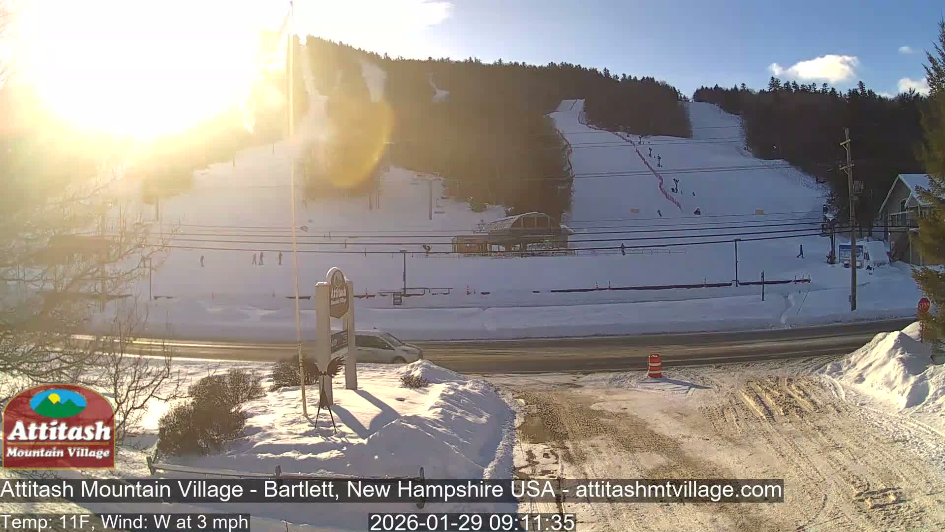 Attitash Mountain Village & Ski Slopes Live Cam - Bartlett, Carroll, New Hampshire, USA