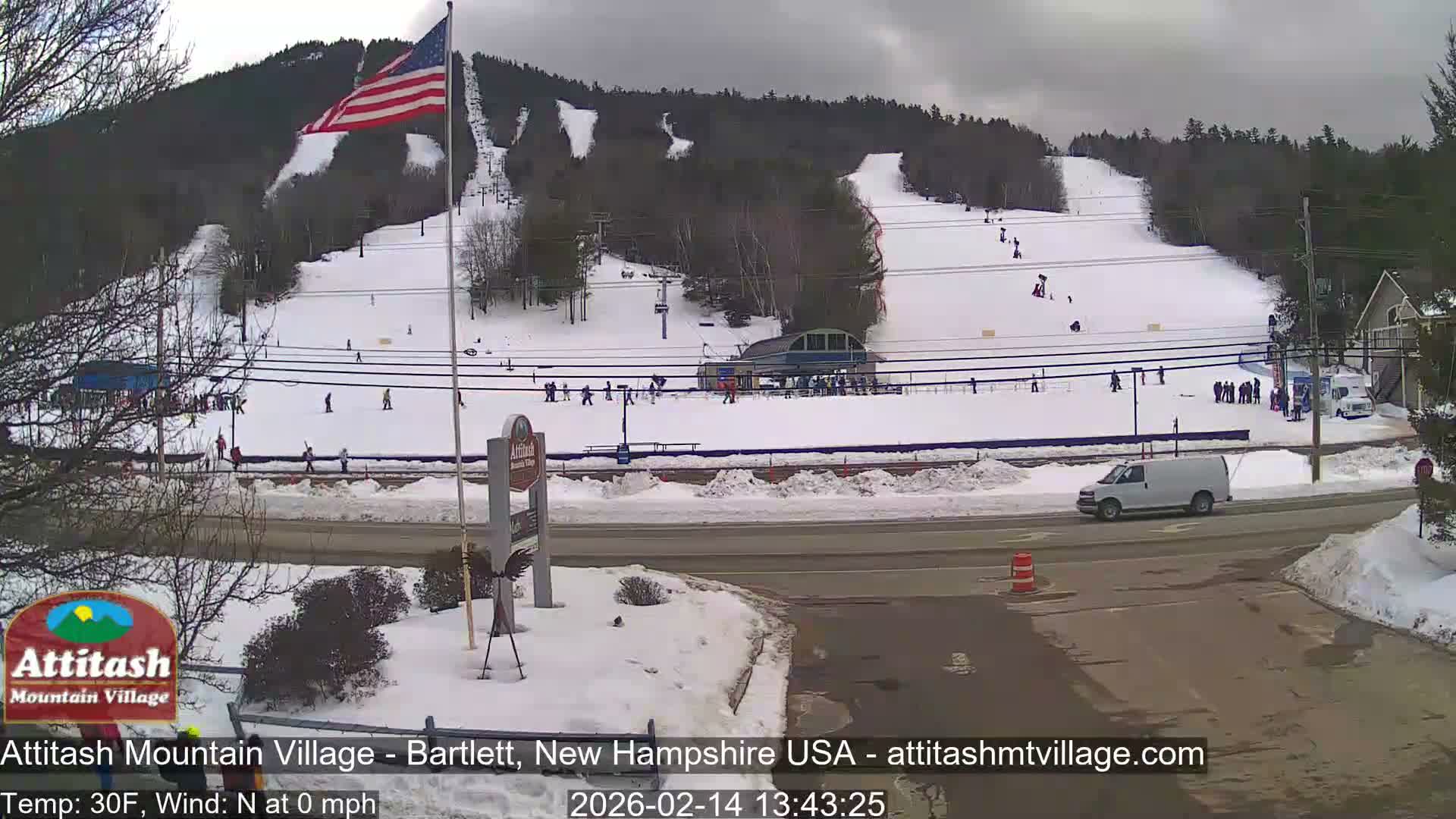 Attitash Mountain Village & Ski Slopes Live Cam - Bartlett, Carroll, New Hampshire, USA