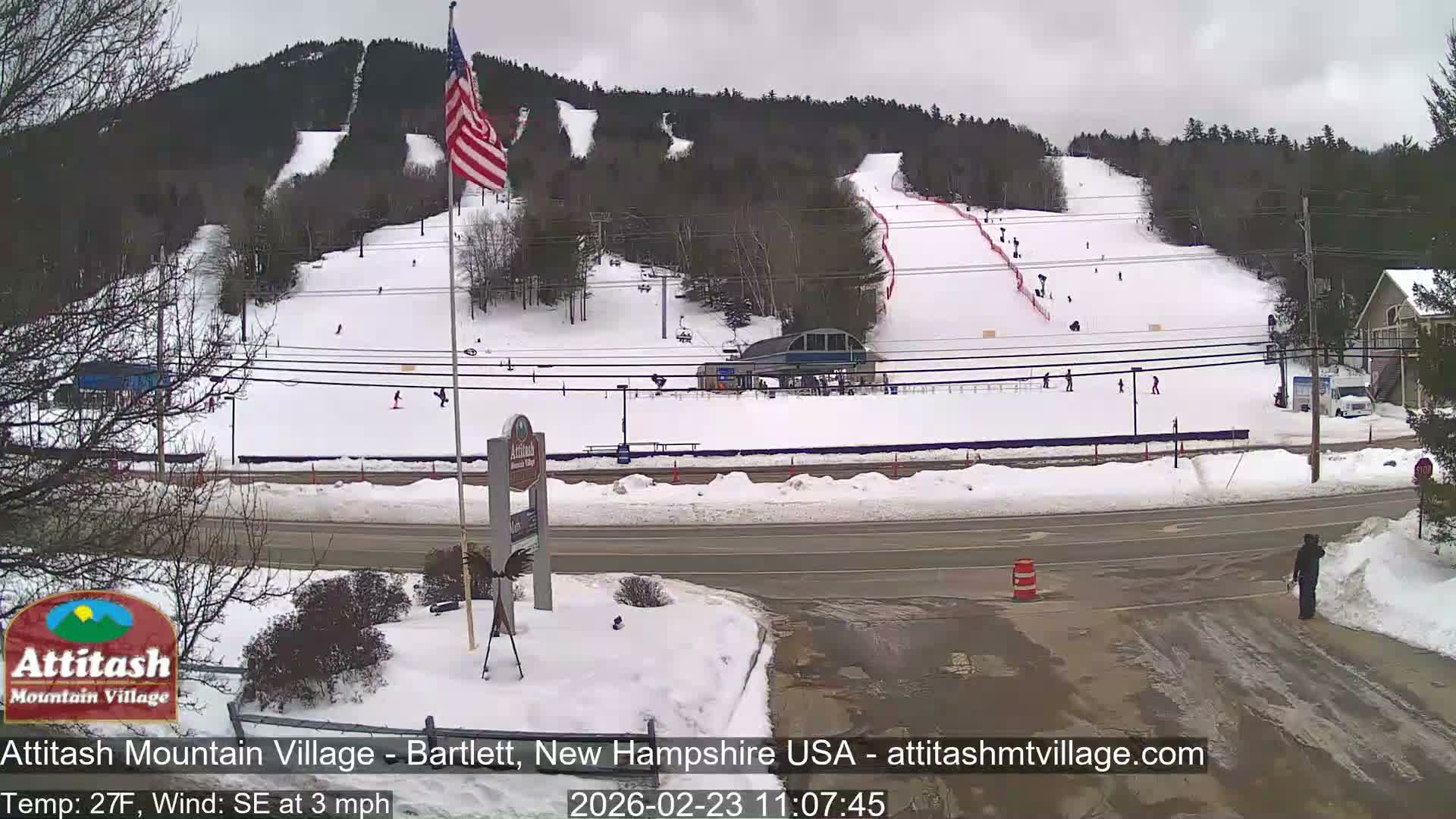 Attitash Mountain Village & Ski Slopes Live Cam - Bartlett, Carroll, New Hampshire, USA