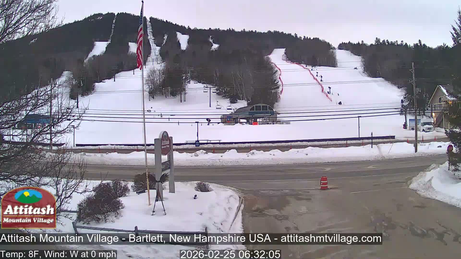 Attitash Mountain Village & Ski Slopes Live Cam - Bartlett, Carroll, New Hampshire, USA
