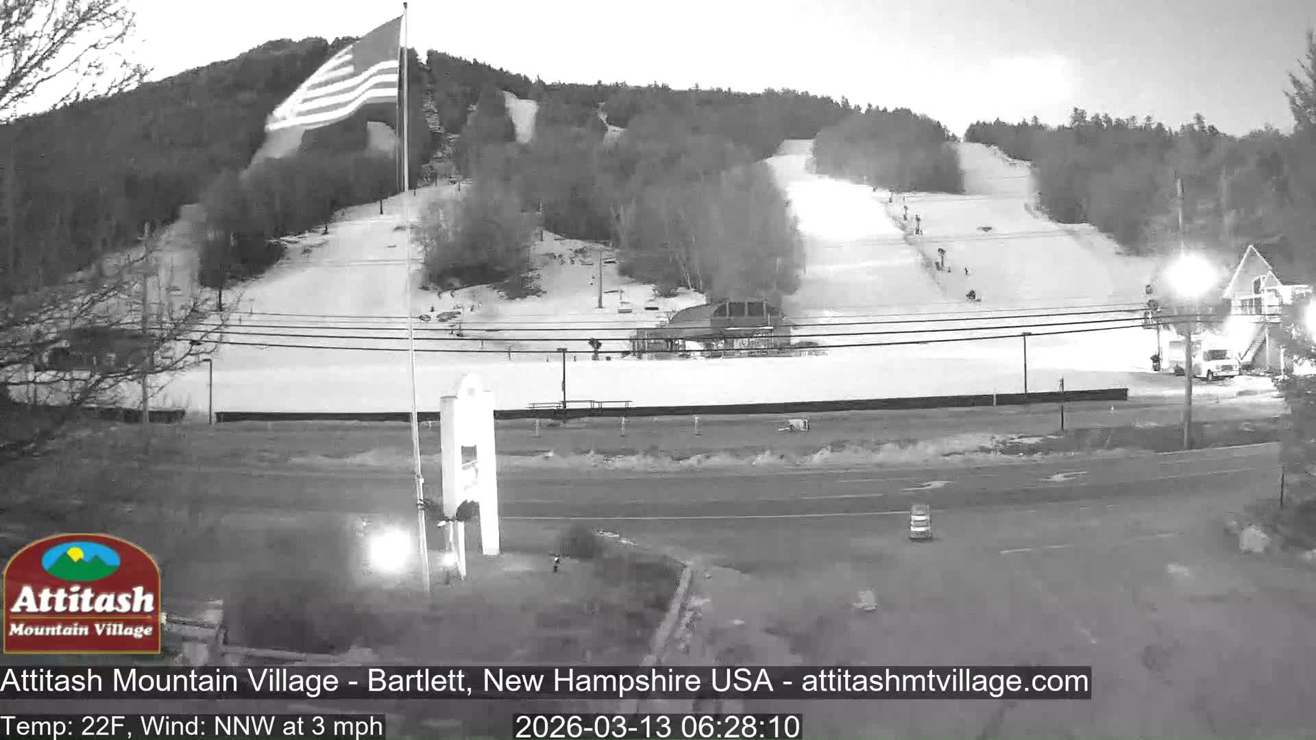 Attitash Mountain Village & Ski Slopes Live Cam - Bartlett, Carroll, New Hampshire, USA