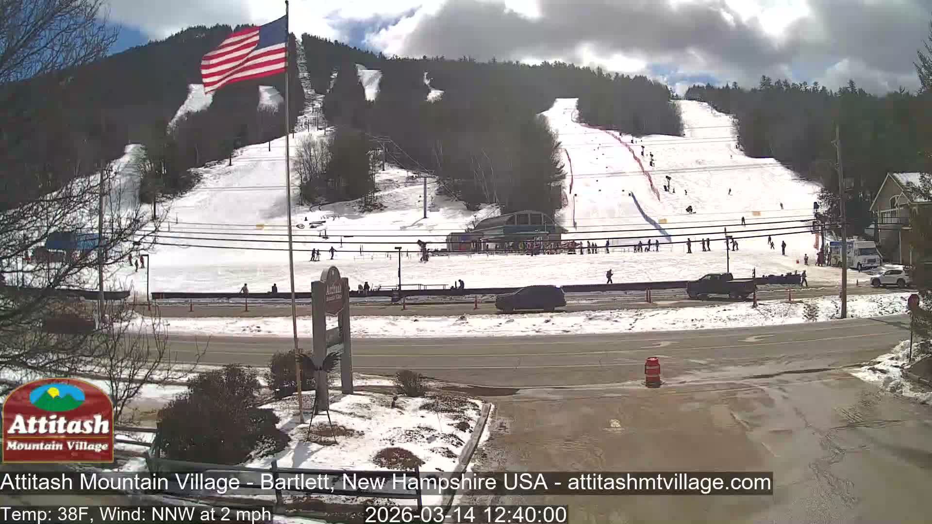 Attitash Mountain Village & Ski Slopes Live Cam - Bartlett, Carroll, New Hampshire, USA