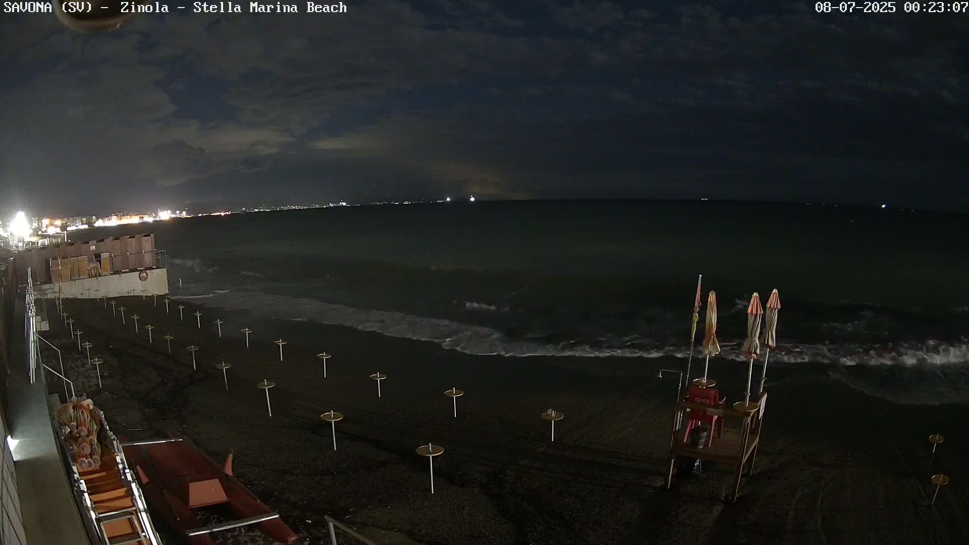 Savona, Spiaggia di Zinola Beach Live Cam - Savona, Liguria, Italy
