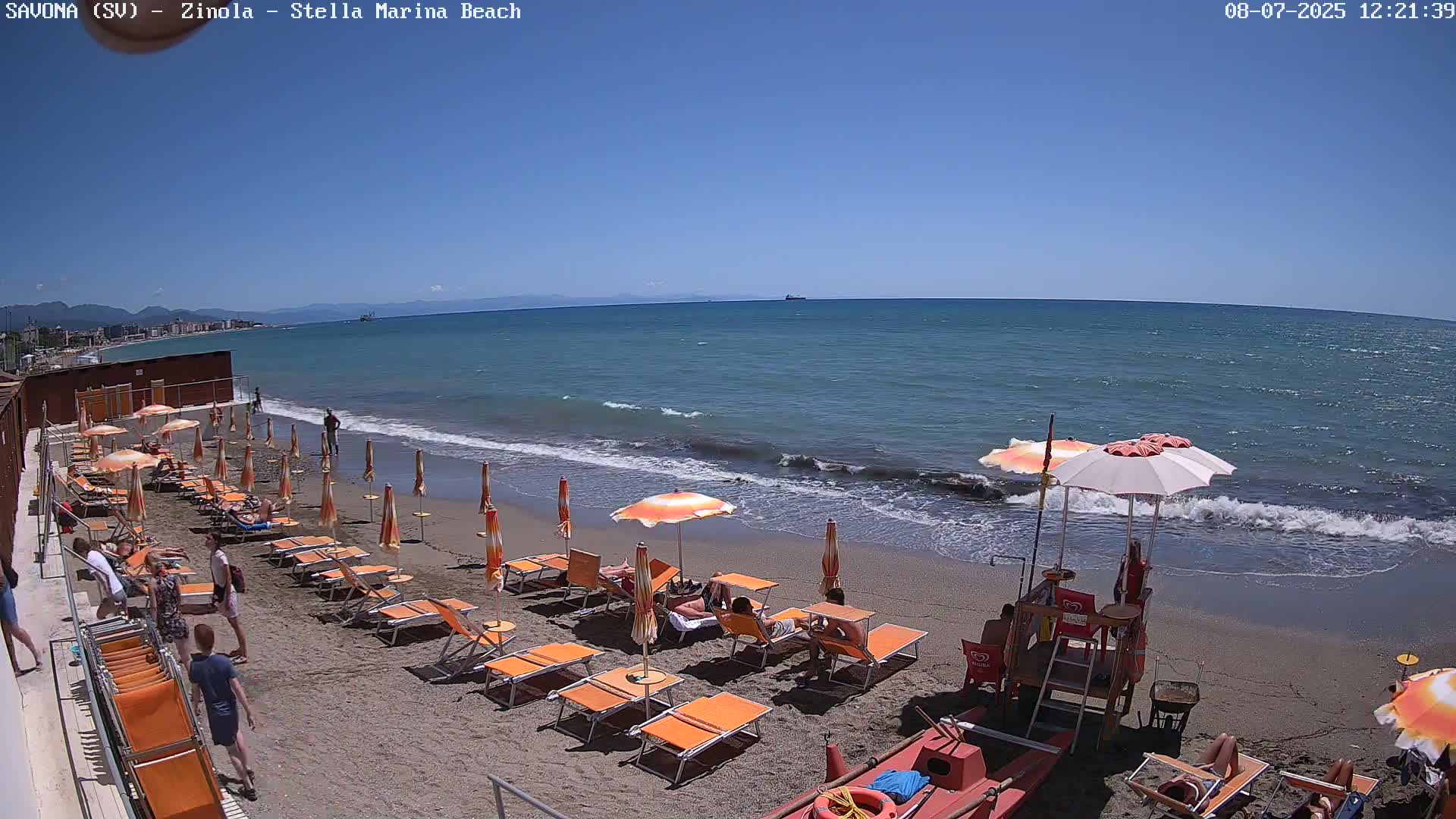 Savona, Spiaggia di Zinola Beach Live Cam - Savona, Liguria, Italy
