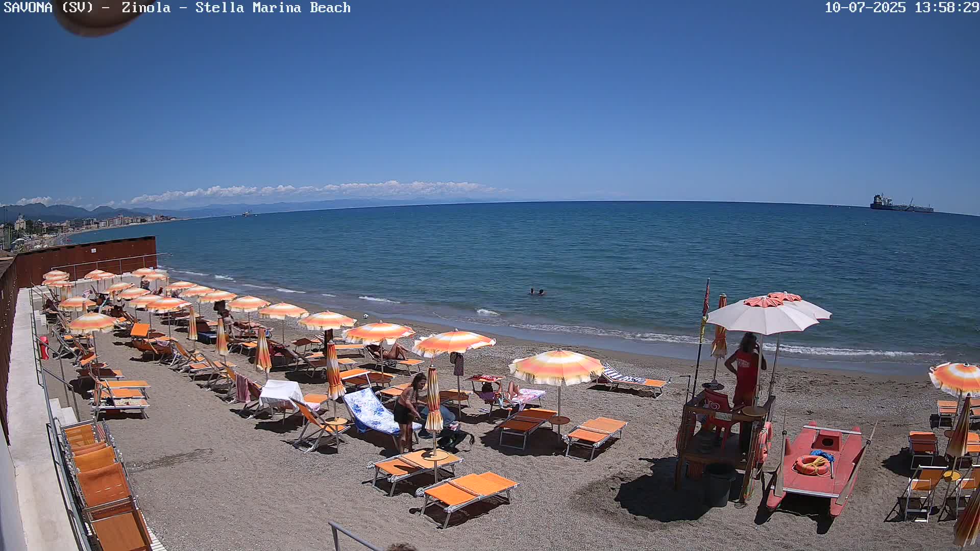 Savona, Spiaggia di Zinola Beach Live Cam - Savona, Liguria, Italy