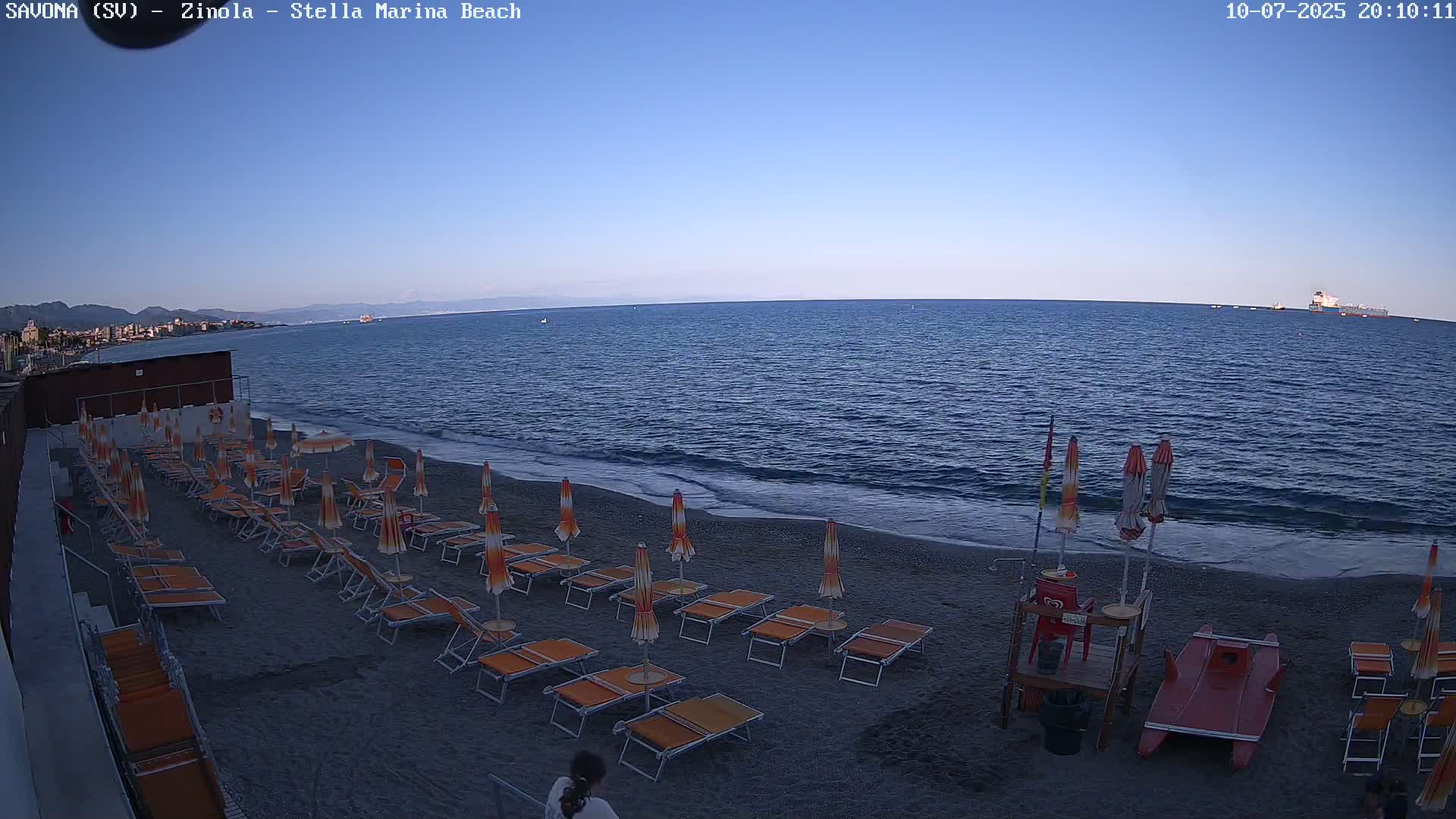 Savona, Spiaggia di Zinola Beach Live Cam - Savona, Liguria, Italy