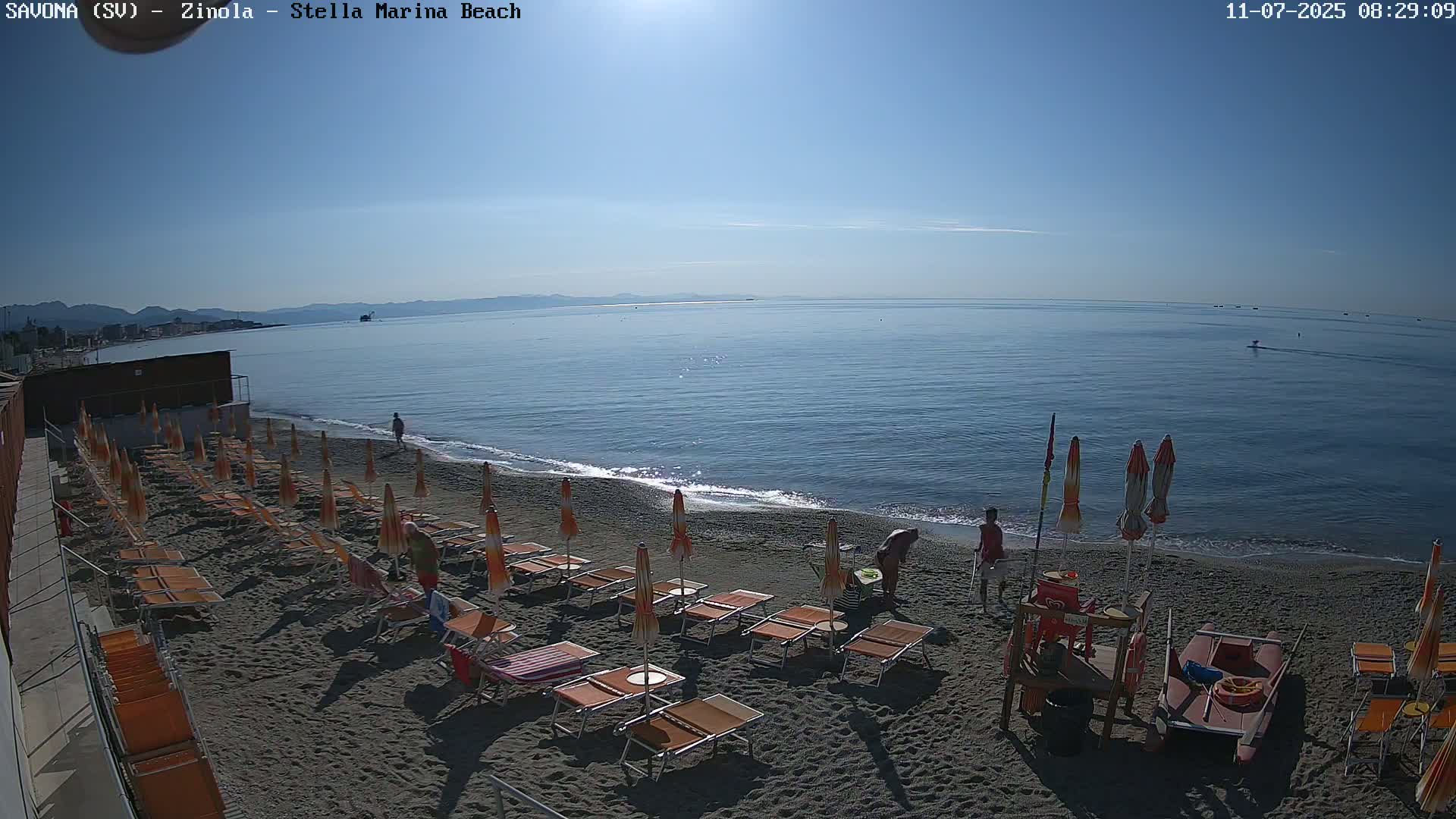 Savona, Spiaggia di Zinola Beach Live Cam - Savona, Liguria, Italy