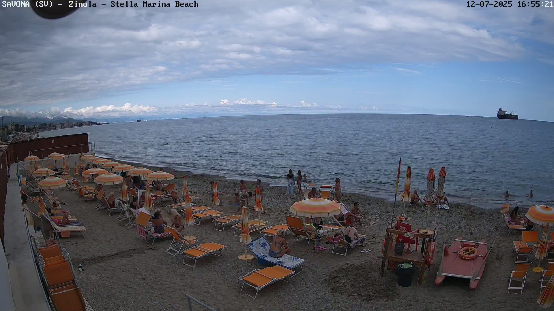 Savona, Spiaggia di Zinola Beach Live Cam - Savona, Liguria, Italy