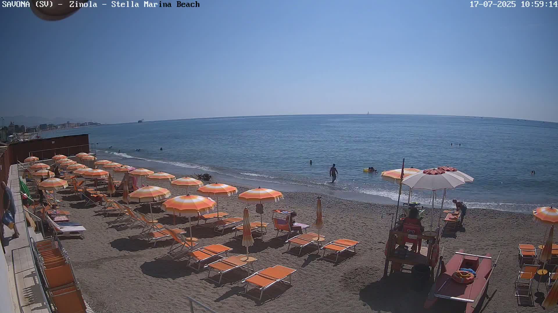 Savona, Spiaggia di Zinola Beach Live Cam - Savona, Liguria, Italy
