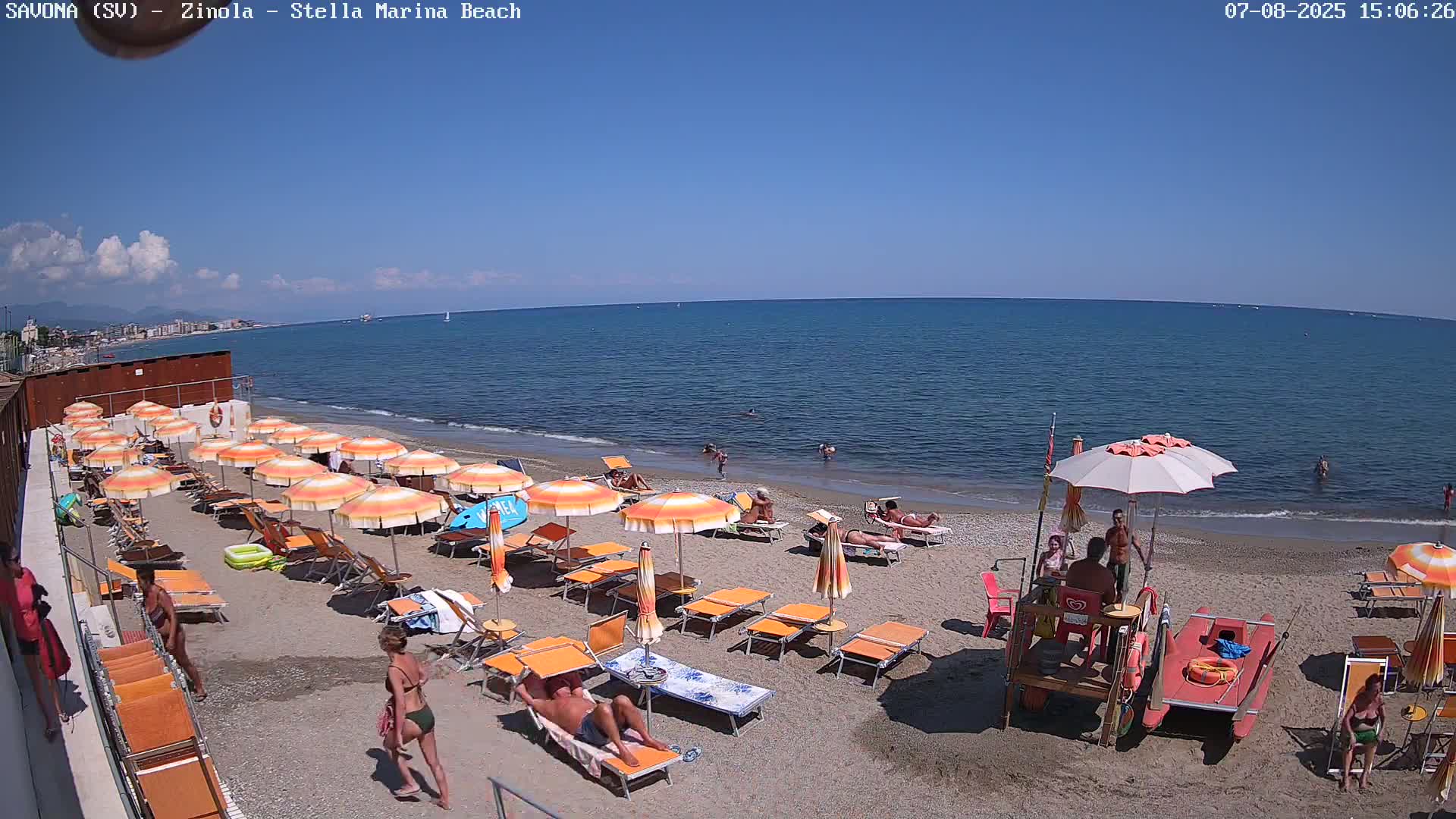 Savona, Spiaggia di Zinola Beach Live Cam - Savona, Liguria, Italy