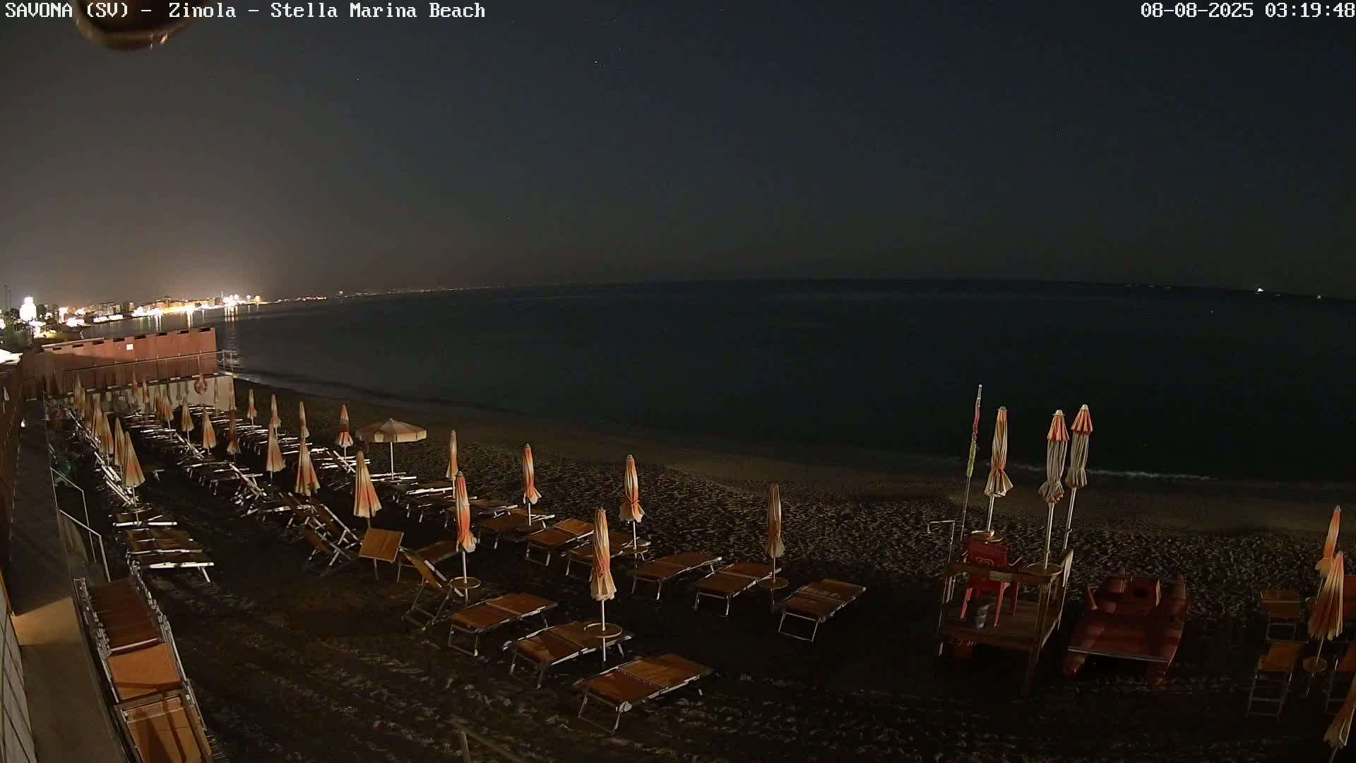 Savona, Spiaggia di Zinola Beach Live Cam - Savona, Liguria, Italy