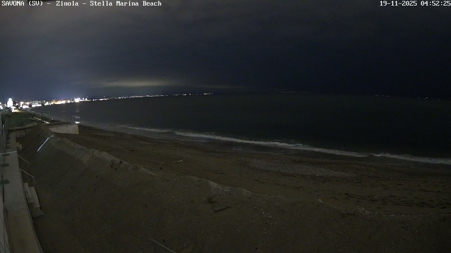 Savona, Spiaggia di Zinola Beach Live Cam - Savona, Liguria, Italy