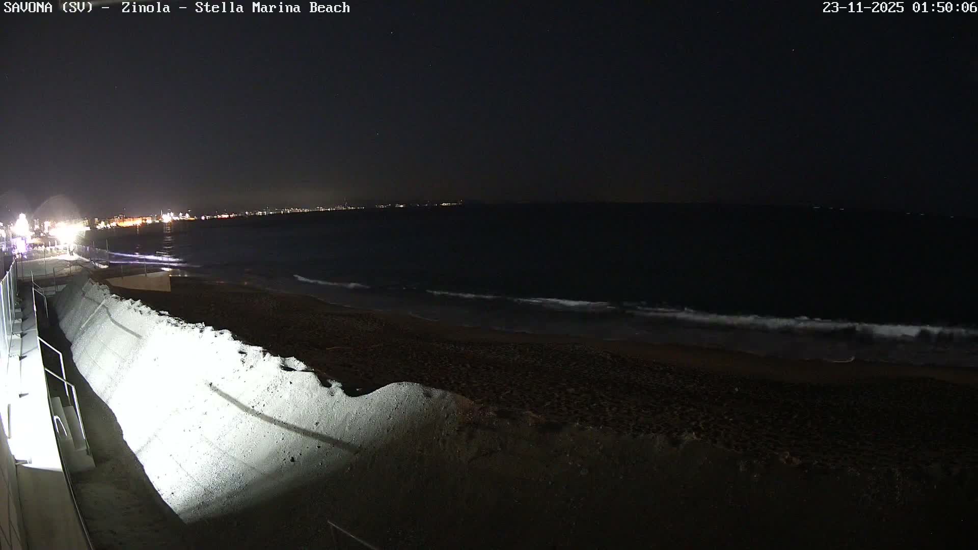 Savona, Spiaggia di Zinola Beach Live Cam - Savona, Liguria, Italy
