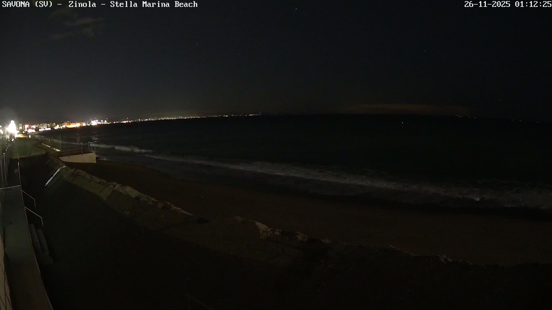 Savona, Spiaggia di Zinola Beach Live Cam - Savona, Liguria, Italy