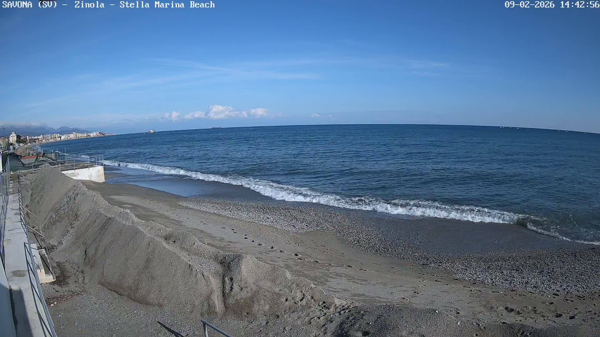 Savona, Spiaggia di Zinola Beach Live Cam - Savona, Liguria, Italy