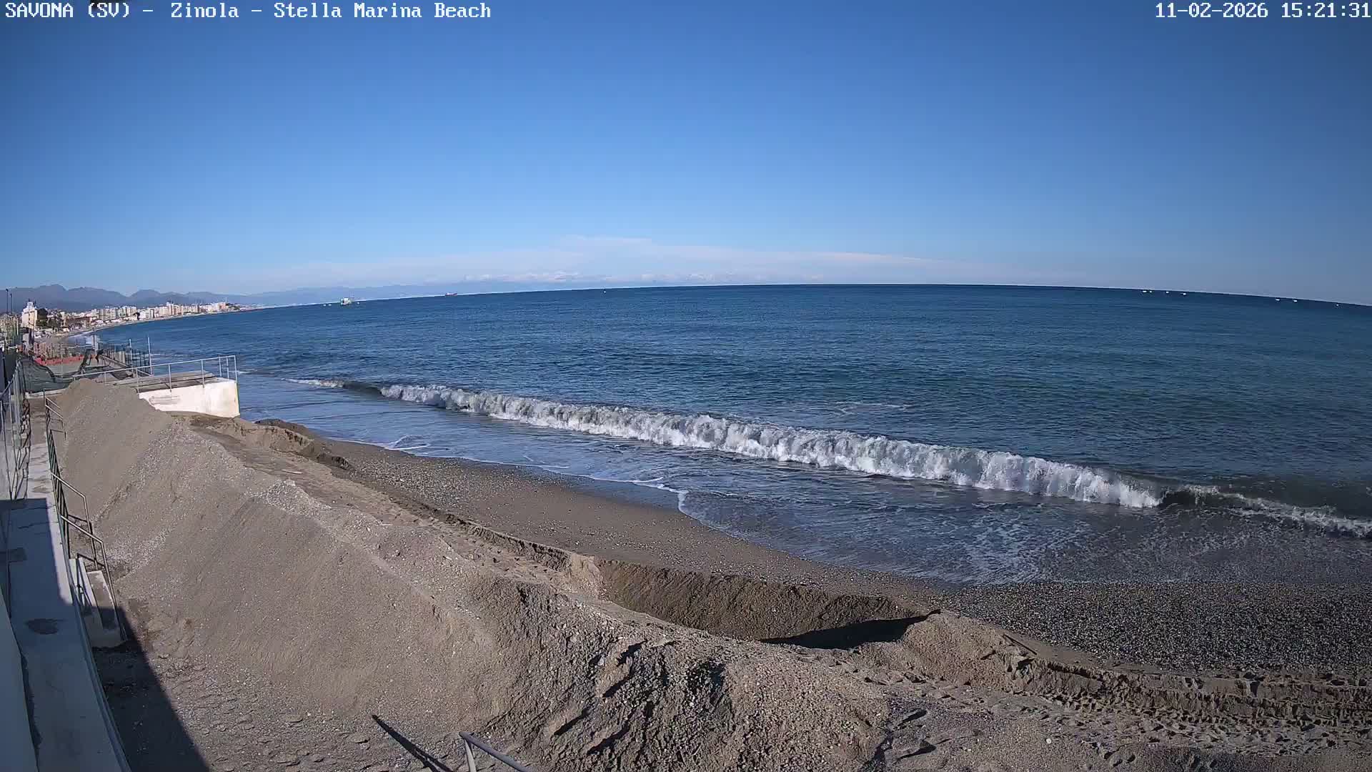 Savona, Spiaggia di Zinola Beach Live Cam - Savona, Liguria, Italy