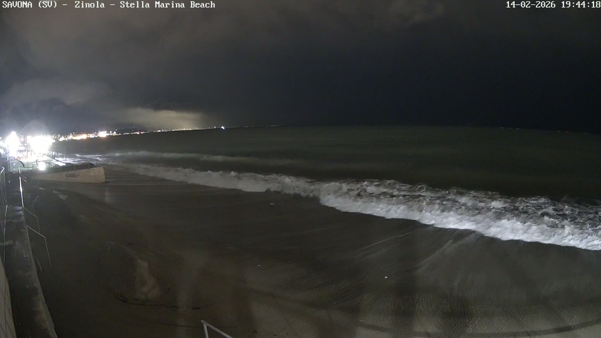 Savona, Spiaggia di Zinola Beach Live Cam - Savona, Liguria, Italy