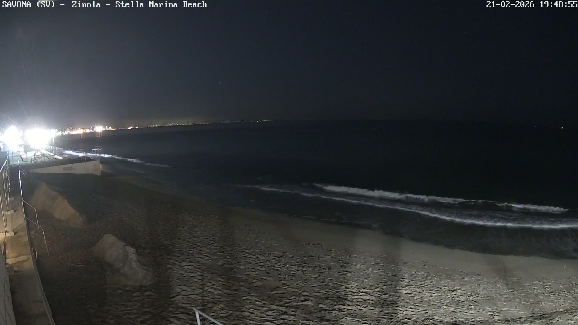 Savona, Spiaggia di Zinola Beach Live Cam - Savona, Liguria, Italy