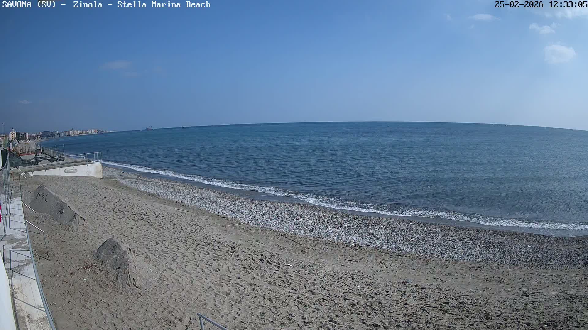 Savona, Spiaggia di Zinola Beach Live Cam - Savona, Liguria, Italy