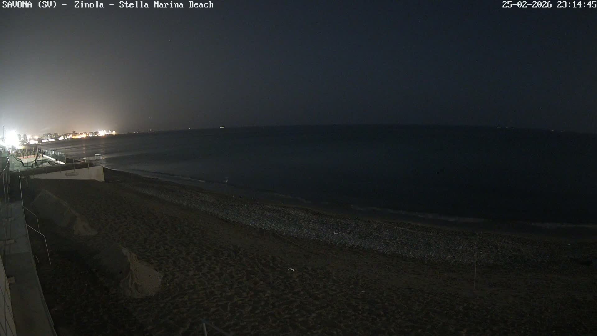Savona, Spiaggia di Zinola Beach Live Cam - Savona, Liguria, Italy