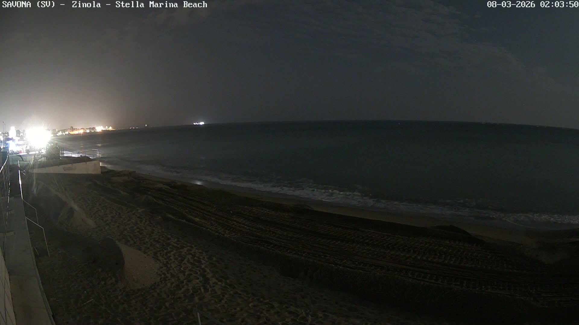 Savona, Spiaggia di Zinola Beach Live Cam - Savona, Liguria, Italy